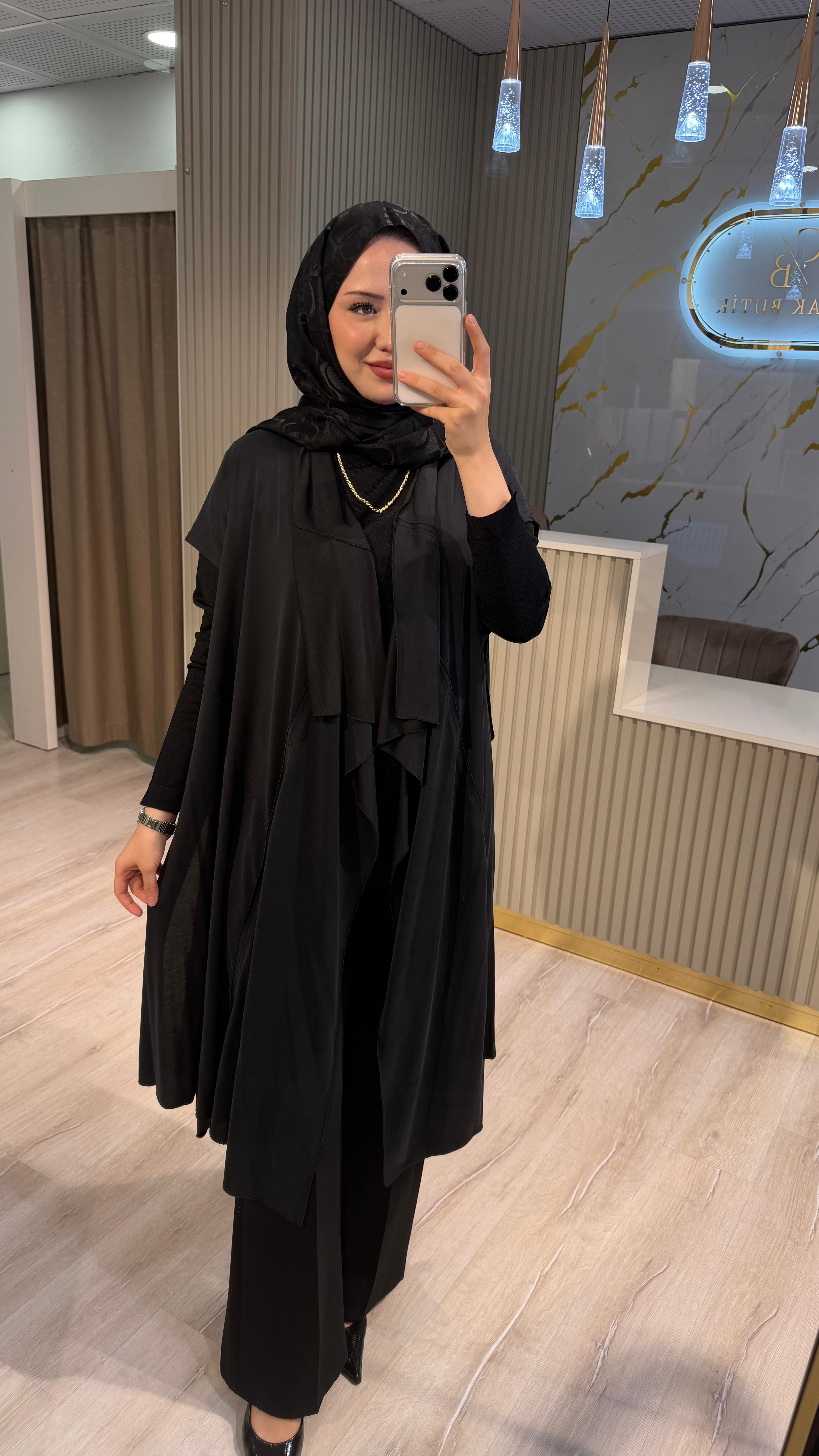 NURCAN ÇETİN 26235 YELEK-SİYAH
