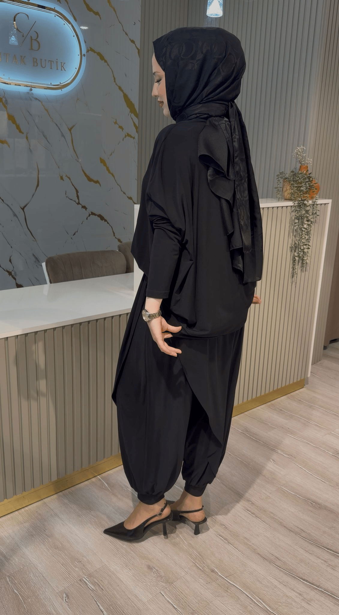 NURCAN ÇETİN 26518 ŞALVARLI TAKIM- SİYAH