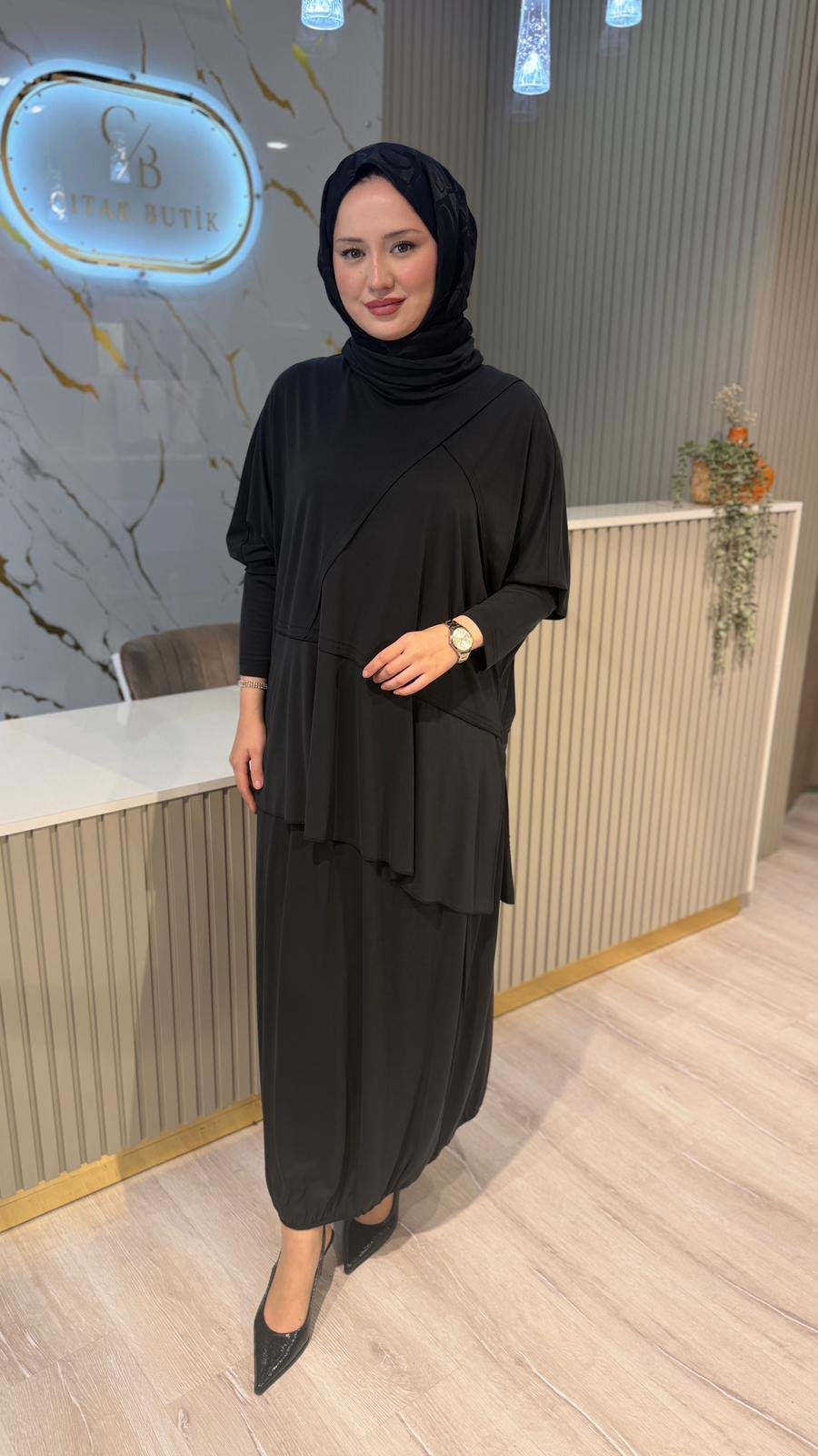 NURCAN ÇETİN 26524 ETEKLİ TAKIM-SİYAH