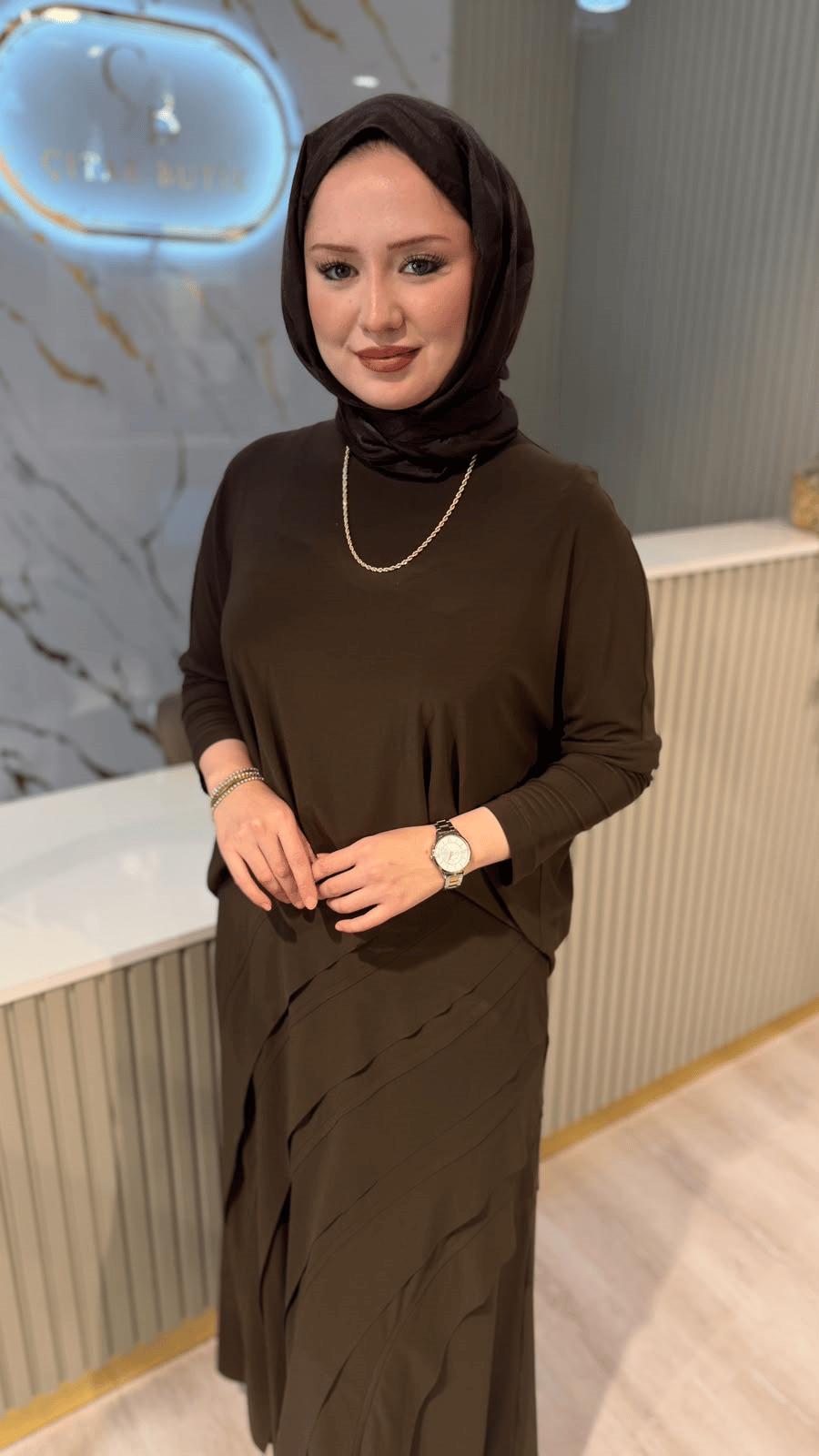 NURCAN ÇETİN 26565 KAT KAT ETEKLİ TAKIM-KAHVE