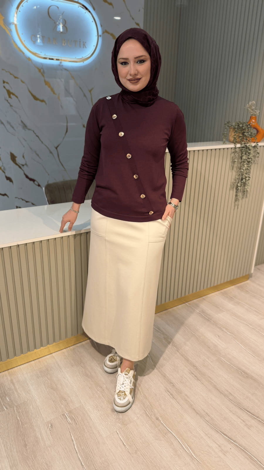 NUSS 0206 VEREV DÜĞME DETAYLI BLUZ - BORDO