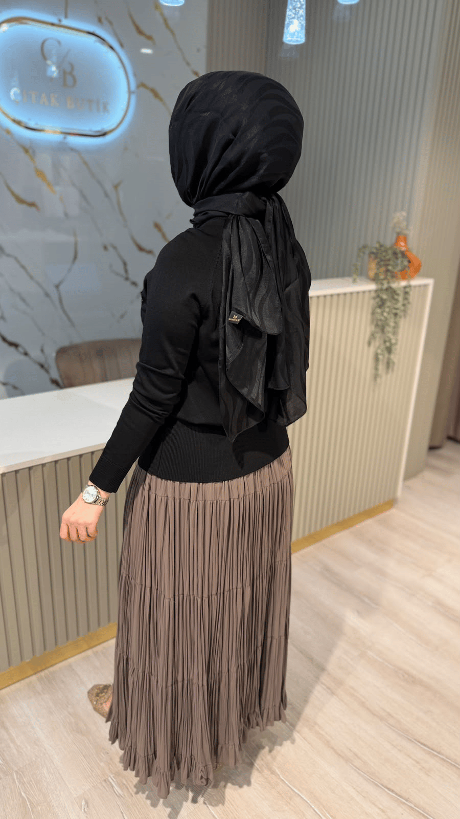 NUSS 204 BONCUK DETAYLI BLUZ- SİYAH