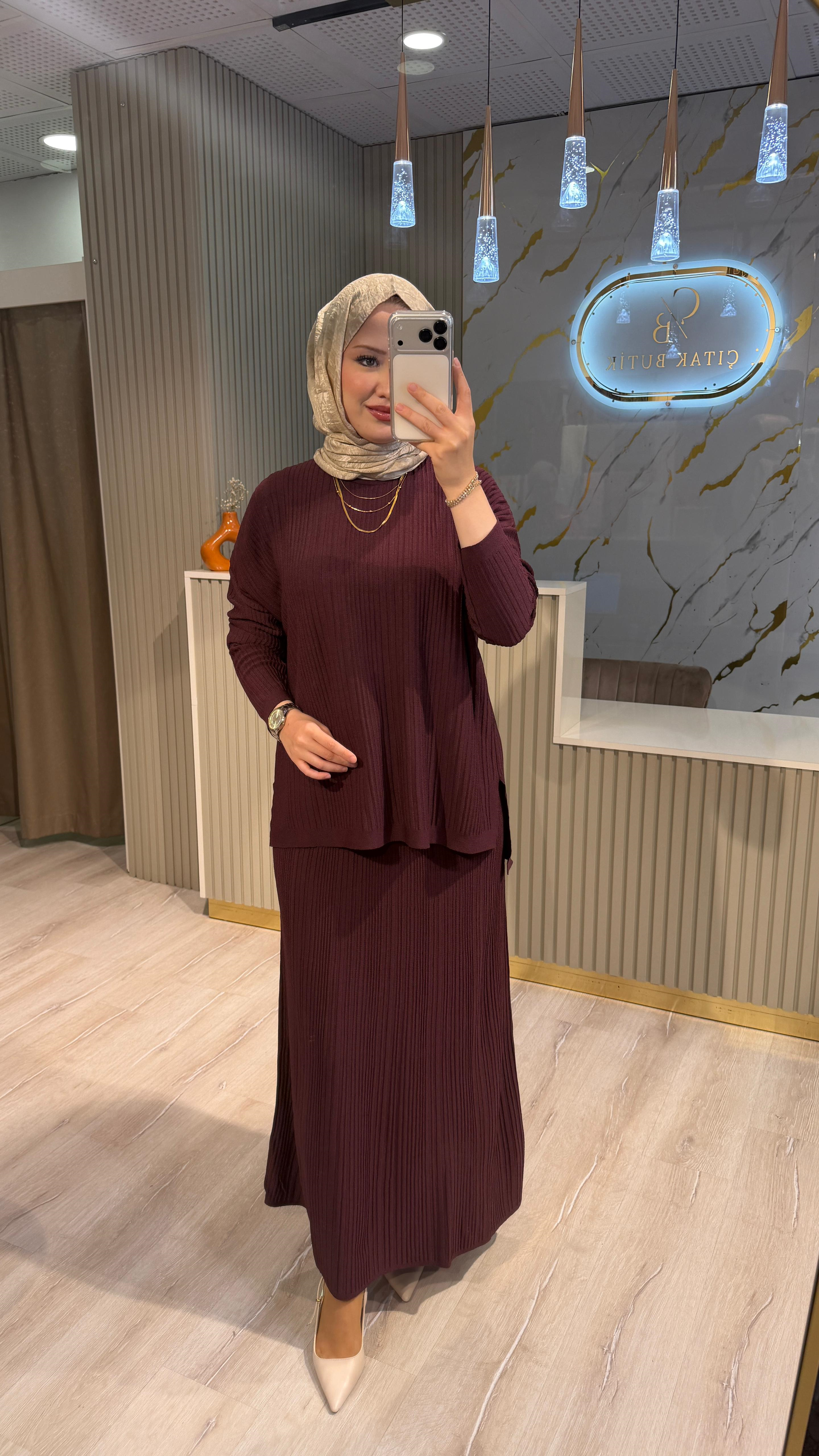 NUSS 701 MERSERİZE ETEKLİ TAKIM- MÜRDÜM