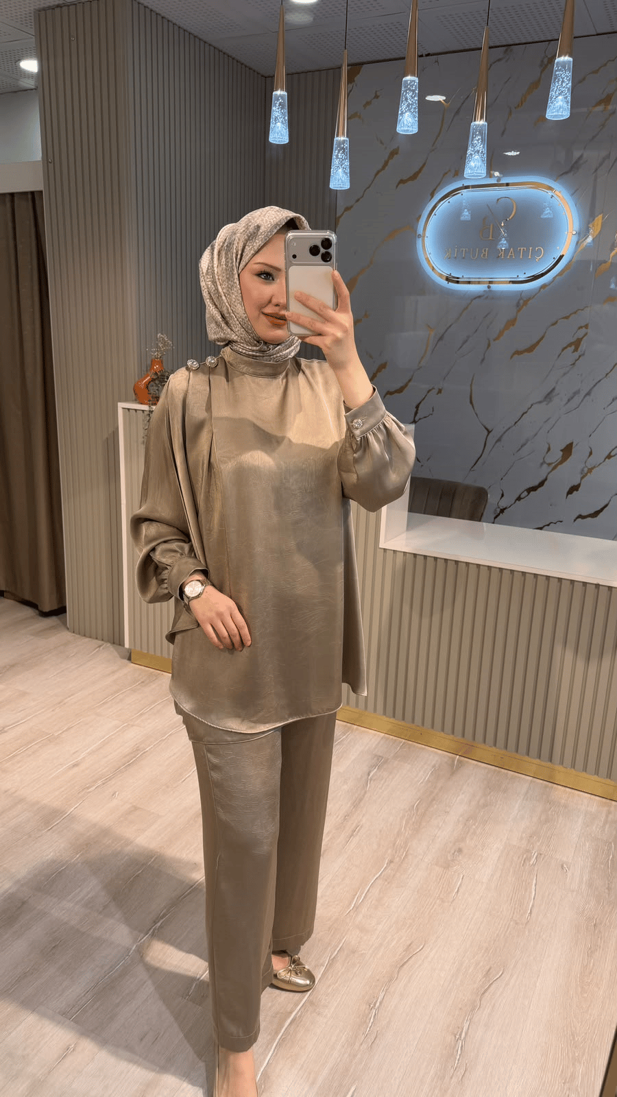 OTTO 3419 OMUZ DÜĞMELİ PANTOLONLU TAKIM- BEJ