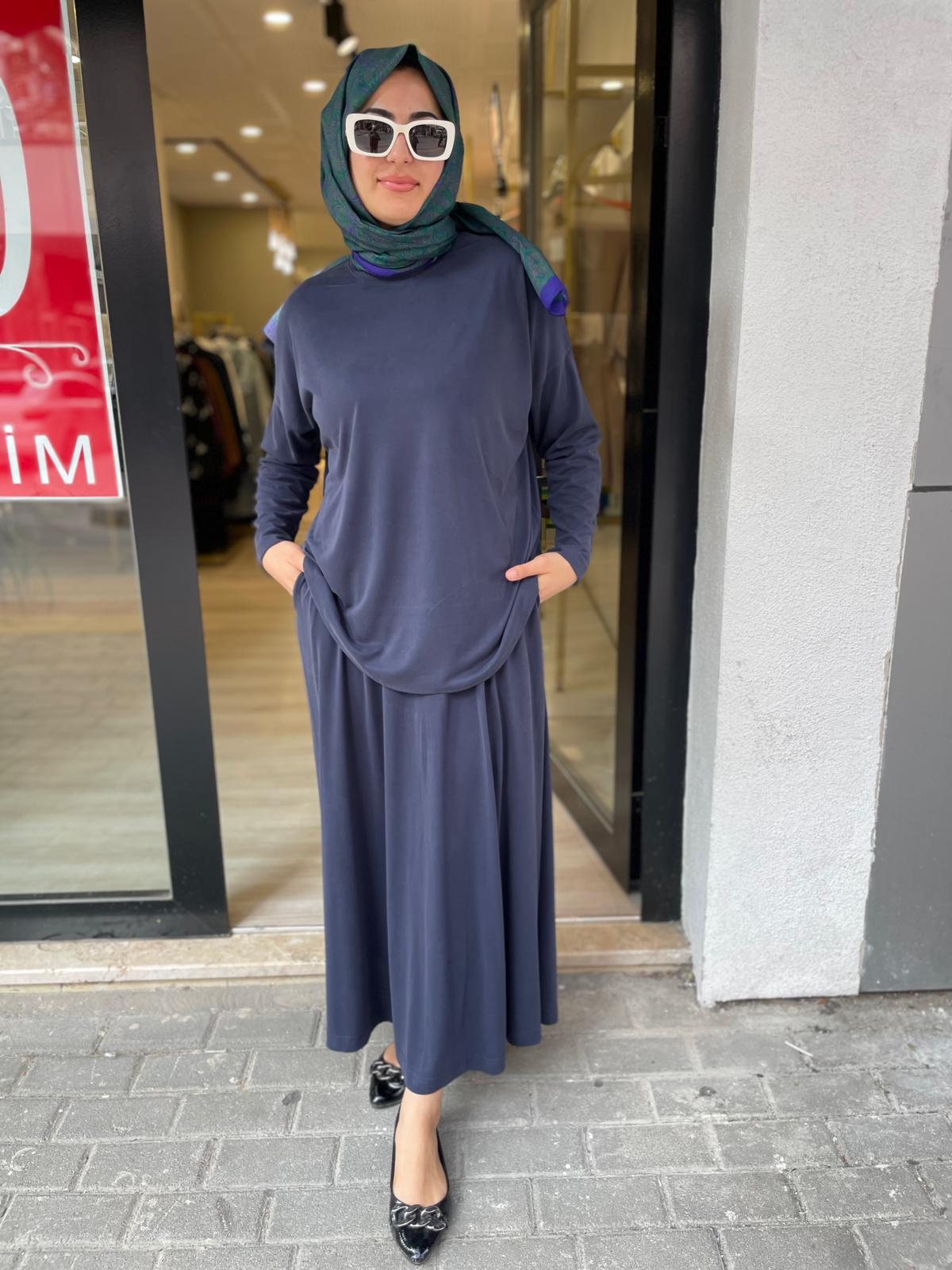 OVAL  ETEKLİ TAKIM-LACİVERT