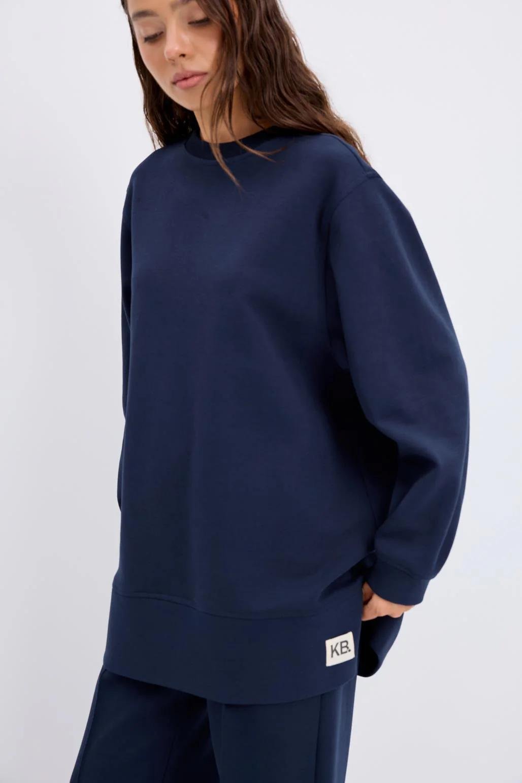 OVERSIZE YANDAN YIRTMAÇLI SWEATSHIRT-LACİVERT