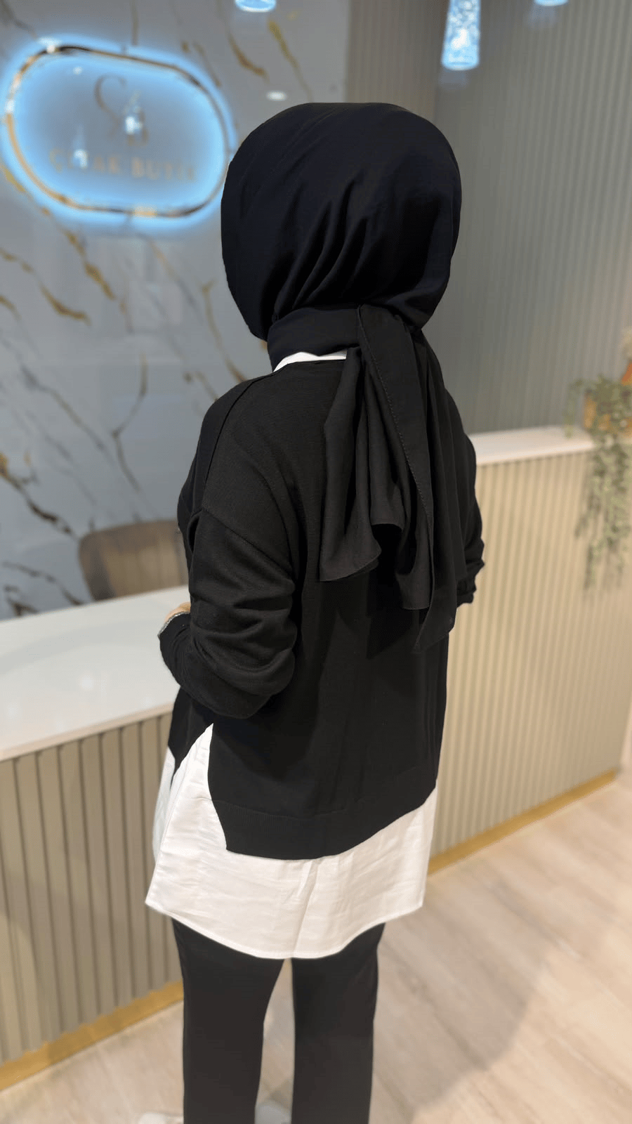 TIĞ TRİKO 21404 BONCUK İŞLEMELİ GÖMLEK DETAYLI TUNIK-SİYAH