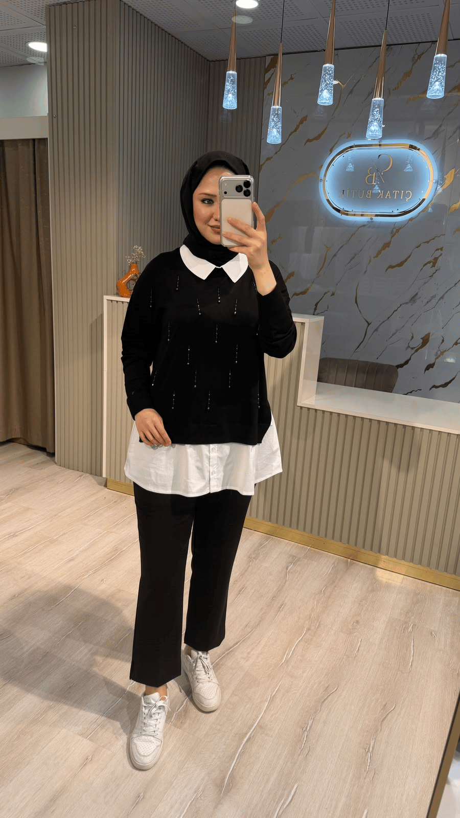 TIĞ TRİKO 21404 BONCUK İŞLEMELİ GÖMLEK DETAYLI TUNIK-SİYAH