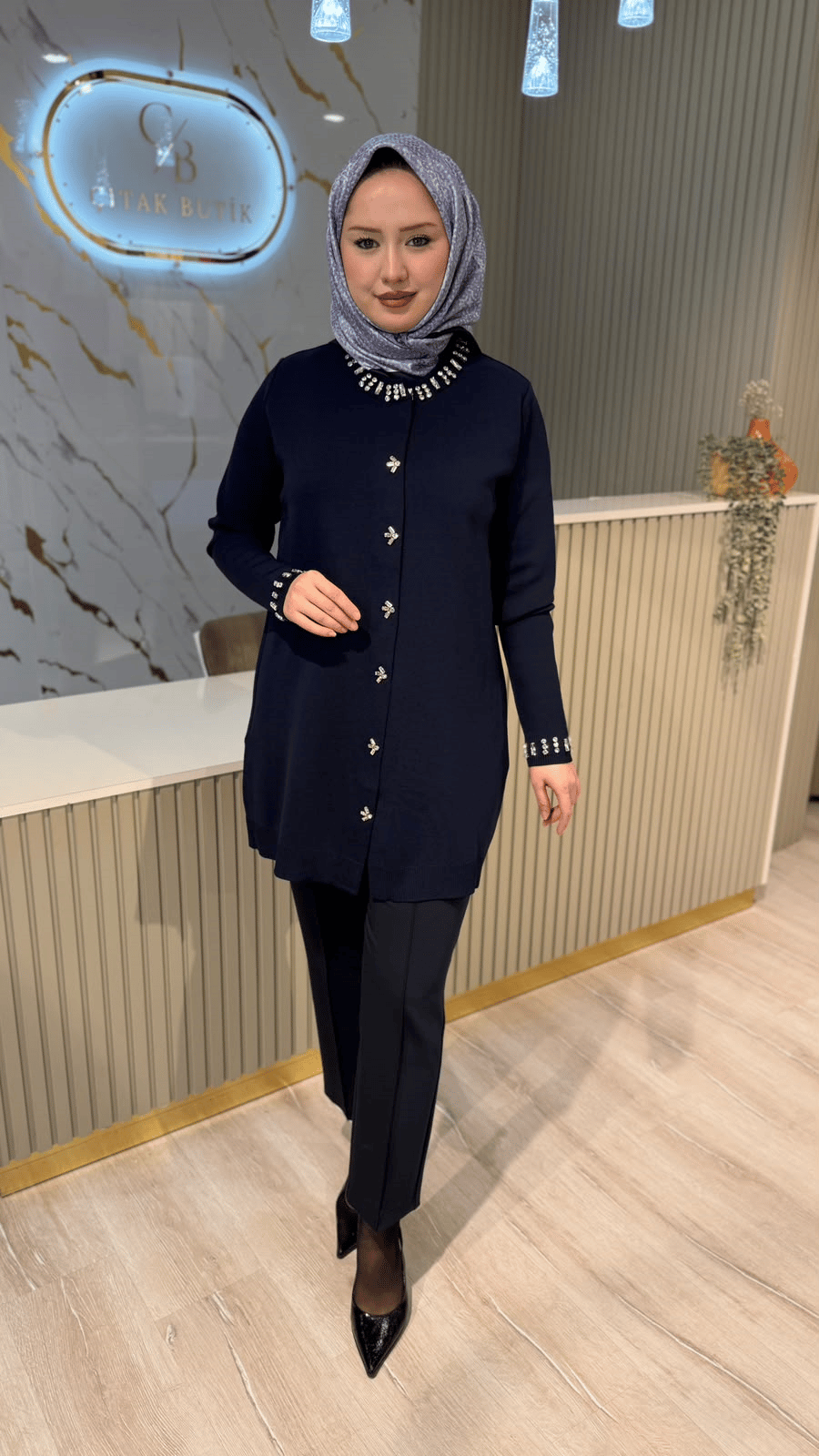 TIĞ TRİKO 21716 YAKASI TAŞLI RAYON CEKET- LACİVERT