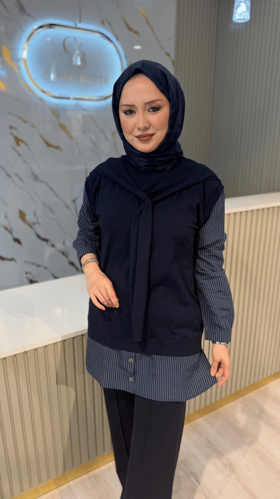 TIĞ TRİKO 22000 GÖMLEK DETAYLI TRİKO TUNIK- LACİVERT