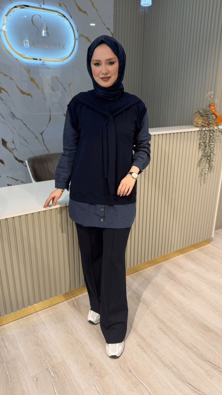 TIĞ TRİKO 22000 GÖMLEK DETAYLI TRİKO TUNIK- LACİVERT