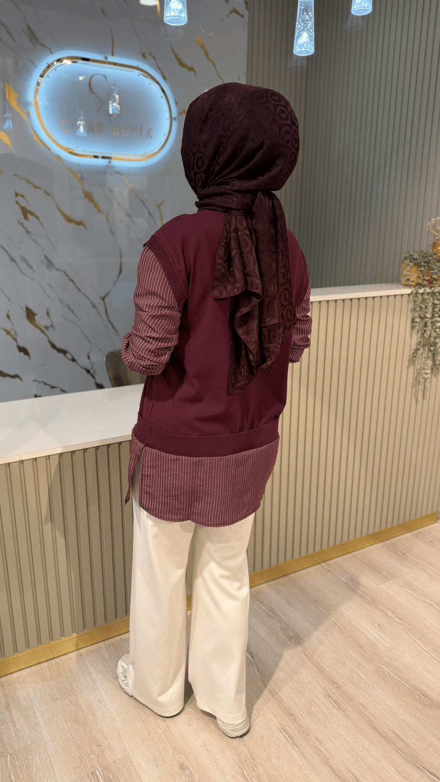TIĞ TRİKO 22000 GÖMLEK DETAYLI TRİKO TUNIK- MÜRDÜM