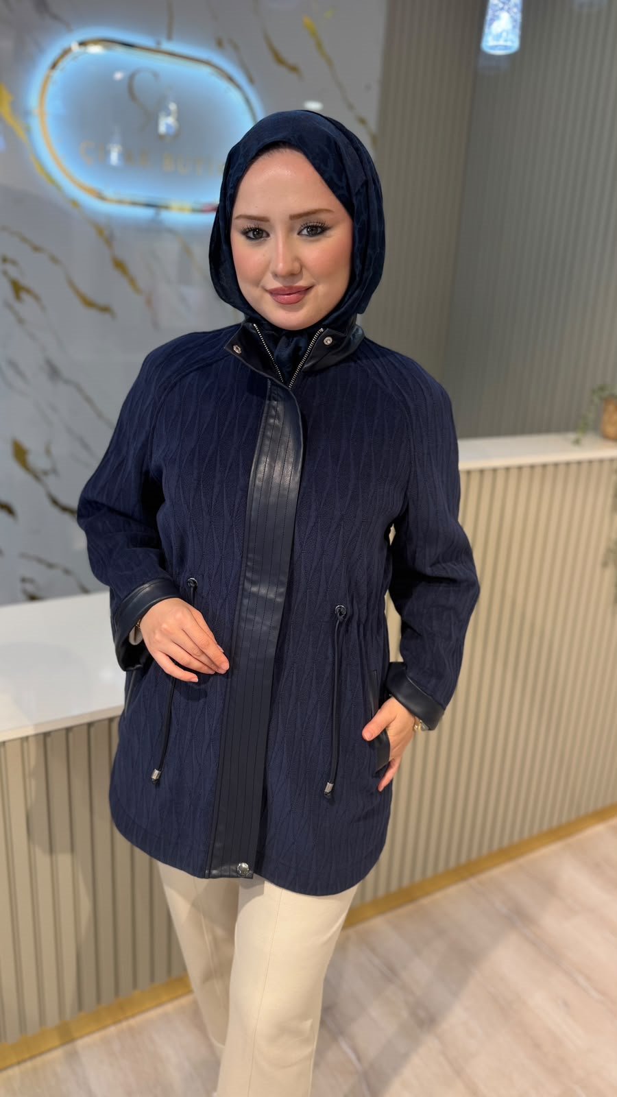 TIĞ TRİKO 6027 SPOR DİKİŞLİ DERİ PATLI KAP- LACİVERT