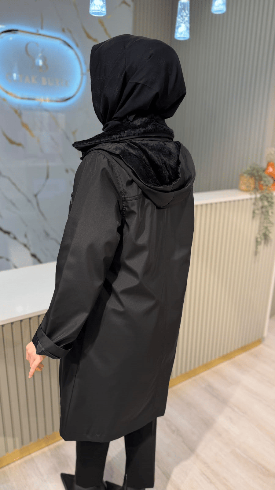 TRENÇ 5074  KAPŞON DETAYLI KABAN - SİYAH