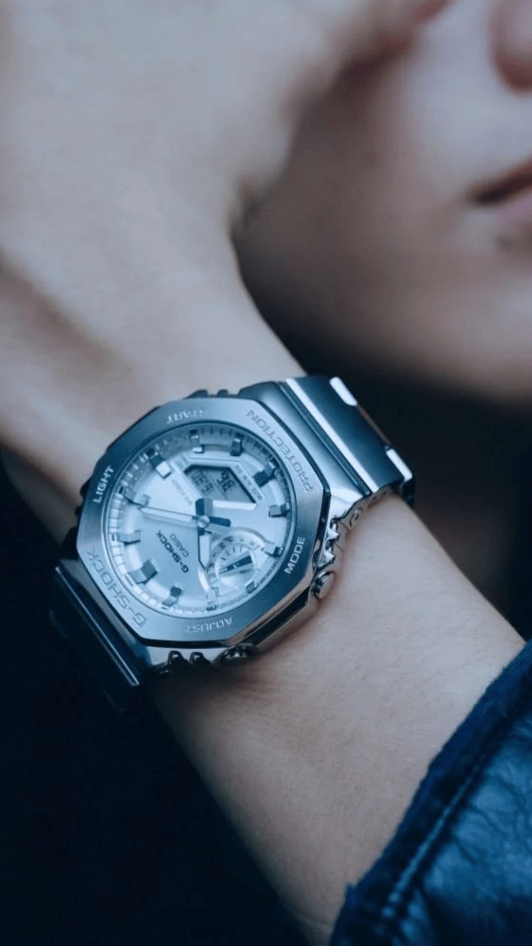 Casio G-Shock G-Steel GM-2110D-7ADR Erkek Kol Saati