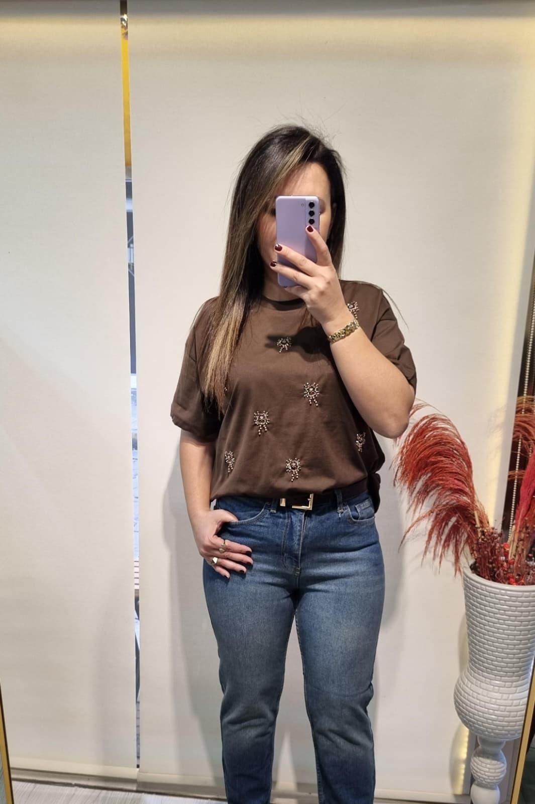 Boncuk İşlemeli Kahve Tshirt