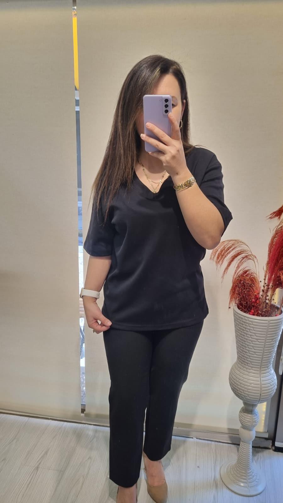 Massi Siyah V Yaka Tshirt