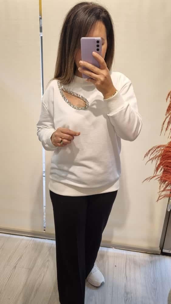 Taş İşleme Detay Beyaz Sweatshirt 
