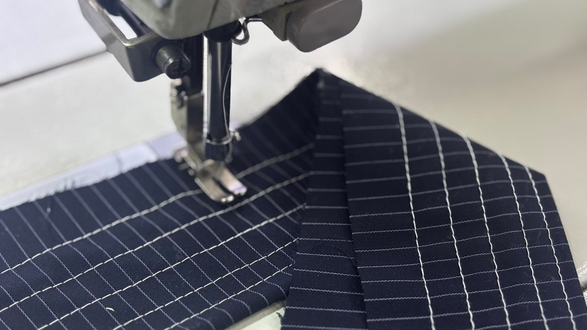 BROTHER S-7200A-405 Düz dikiş makinesi