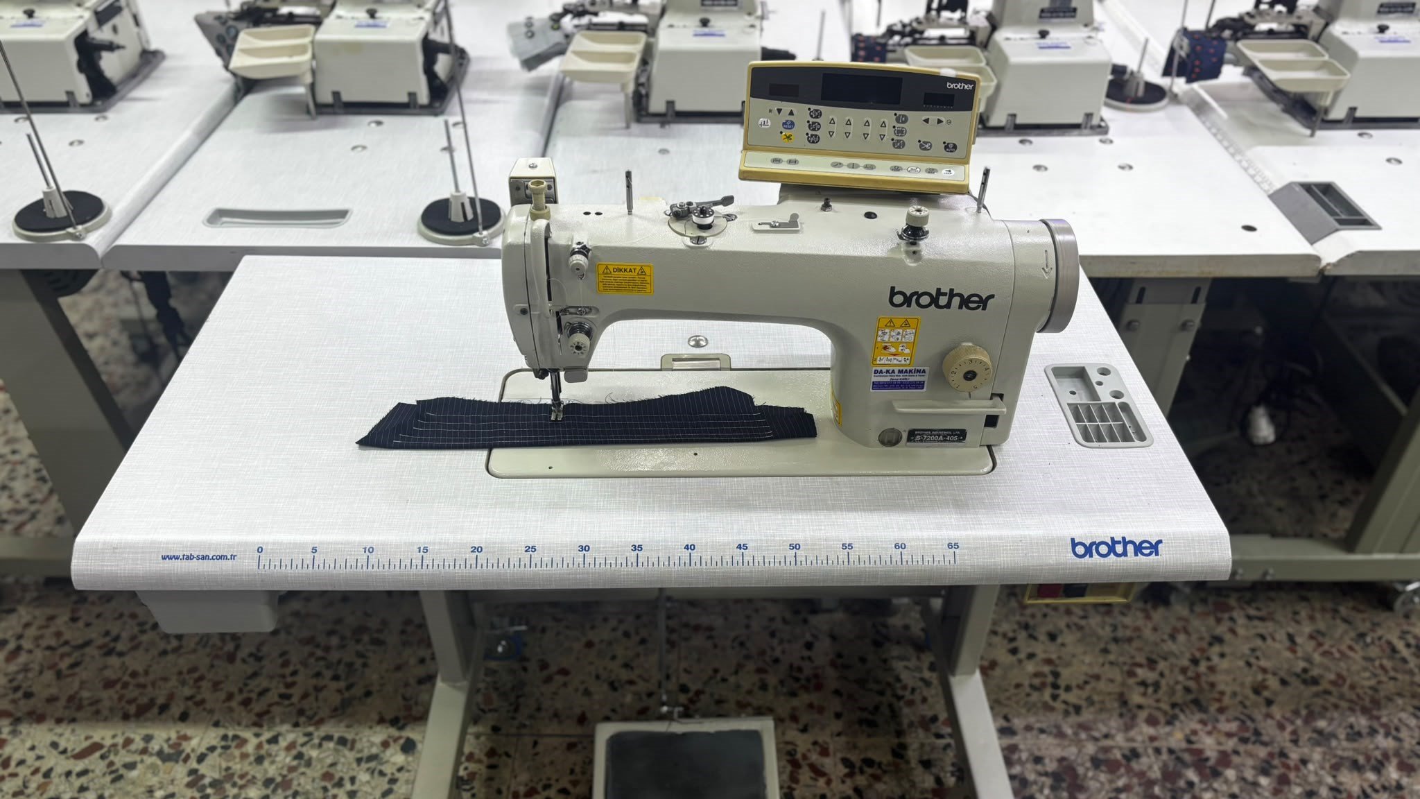 BROTHER S-7200A-405 Düz dikiş makinesi