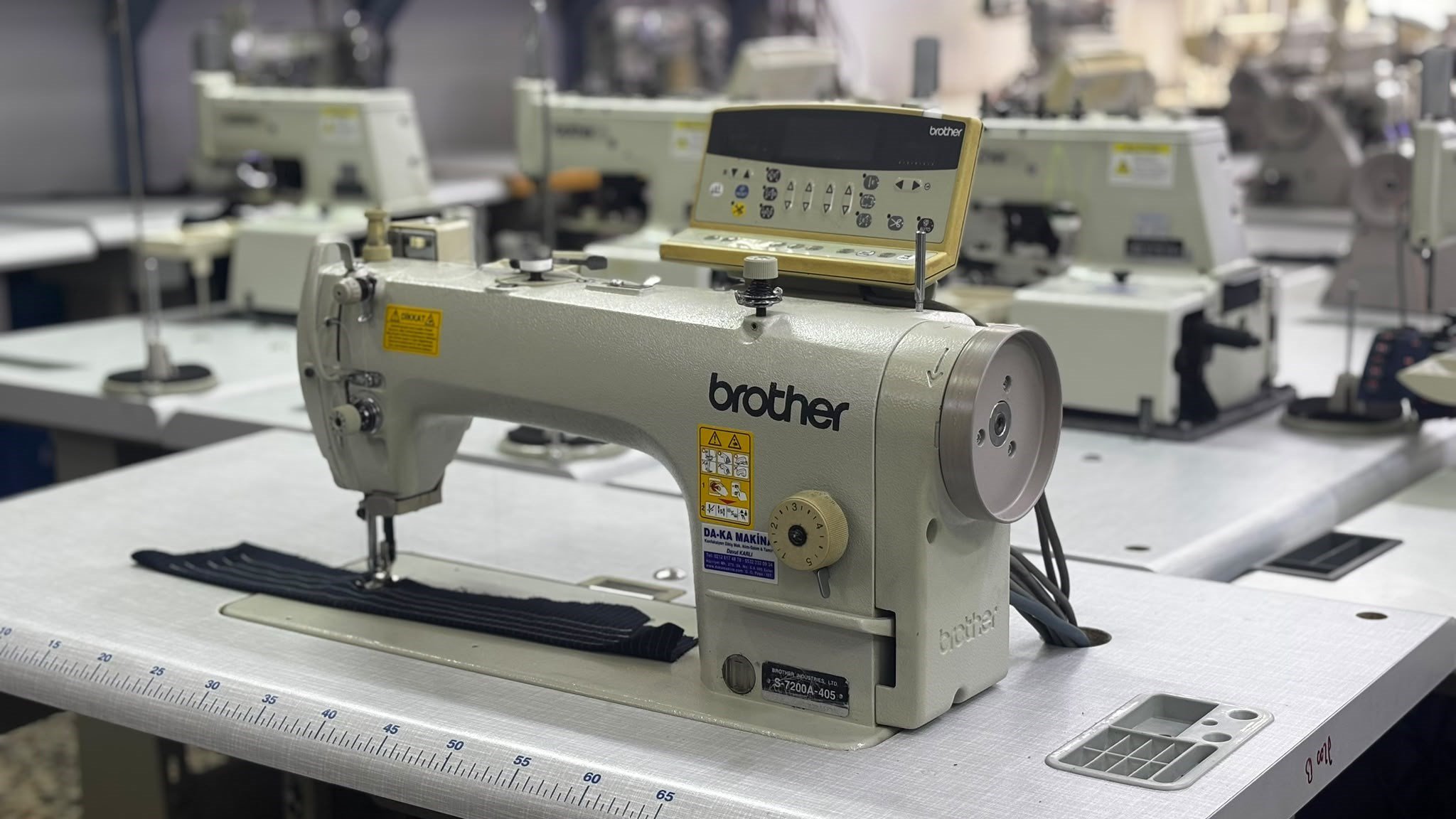 BROTHER S-7200A-405 Düz dikiş makinesi