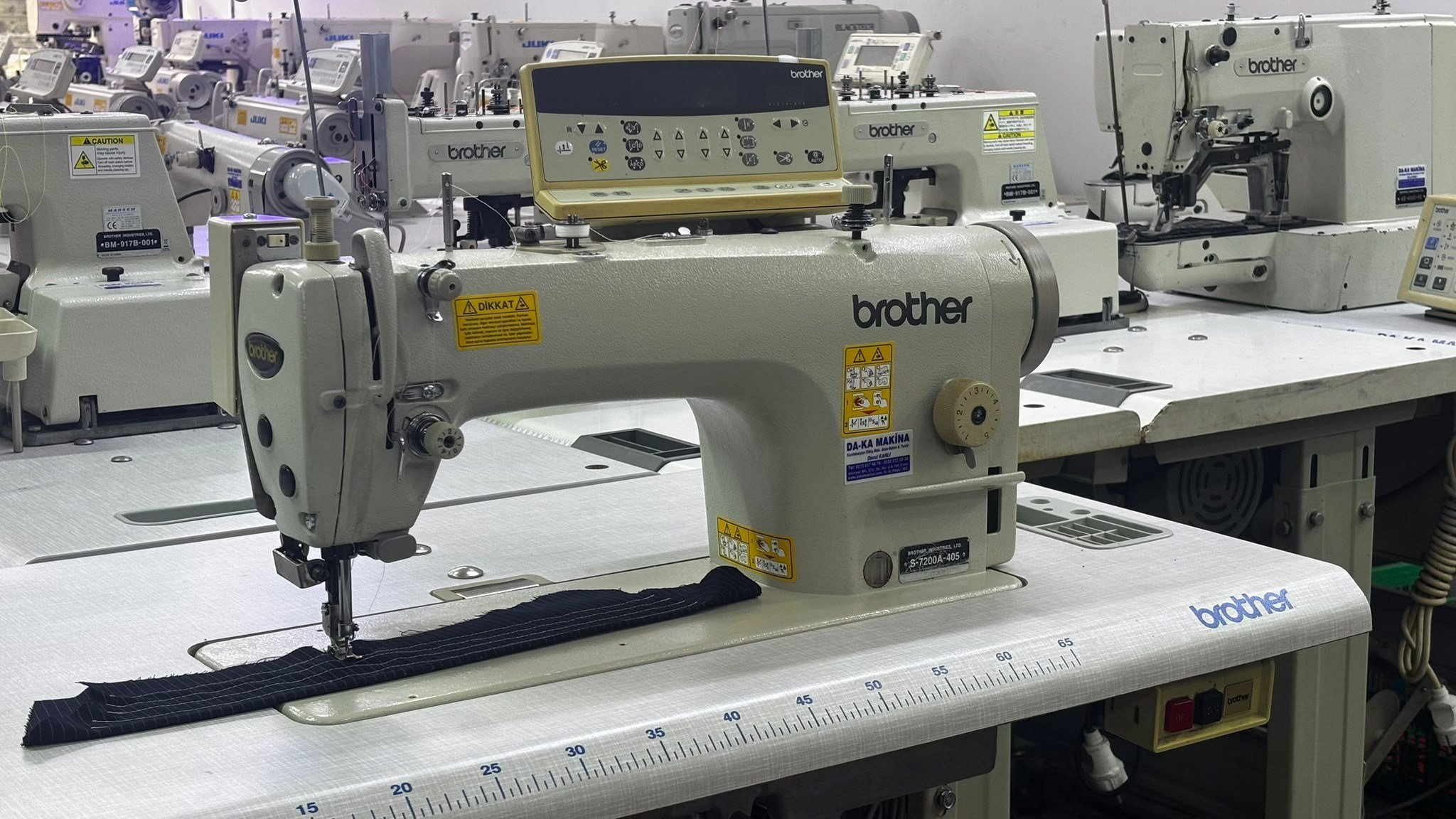 BROTHER S-7200A-405 Düz dikiş makinesi