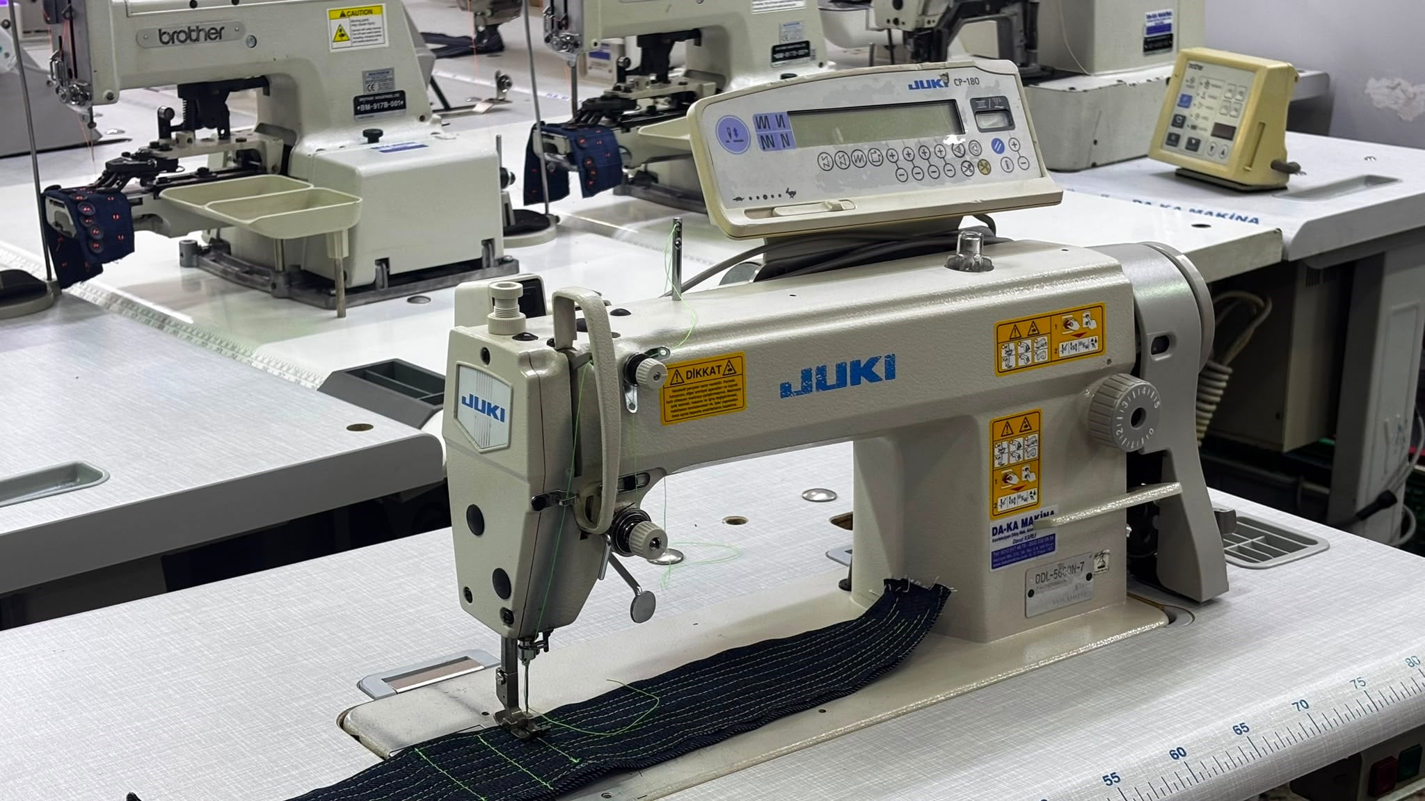 JUKI DDL-5600N-7 | SC-920 |CP-180 Büyük mekik elektronik düz dikiş makinesi