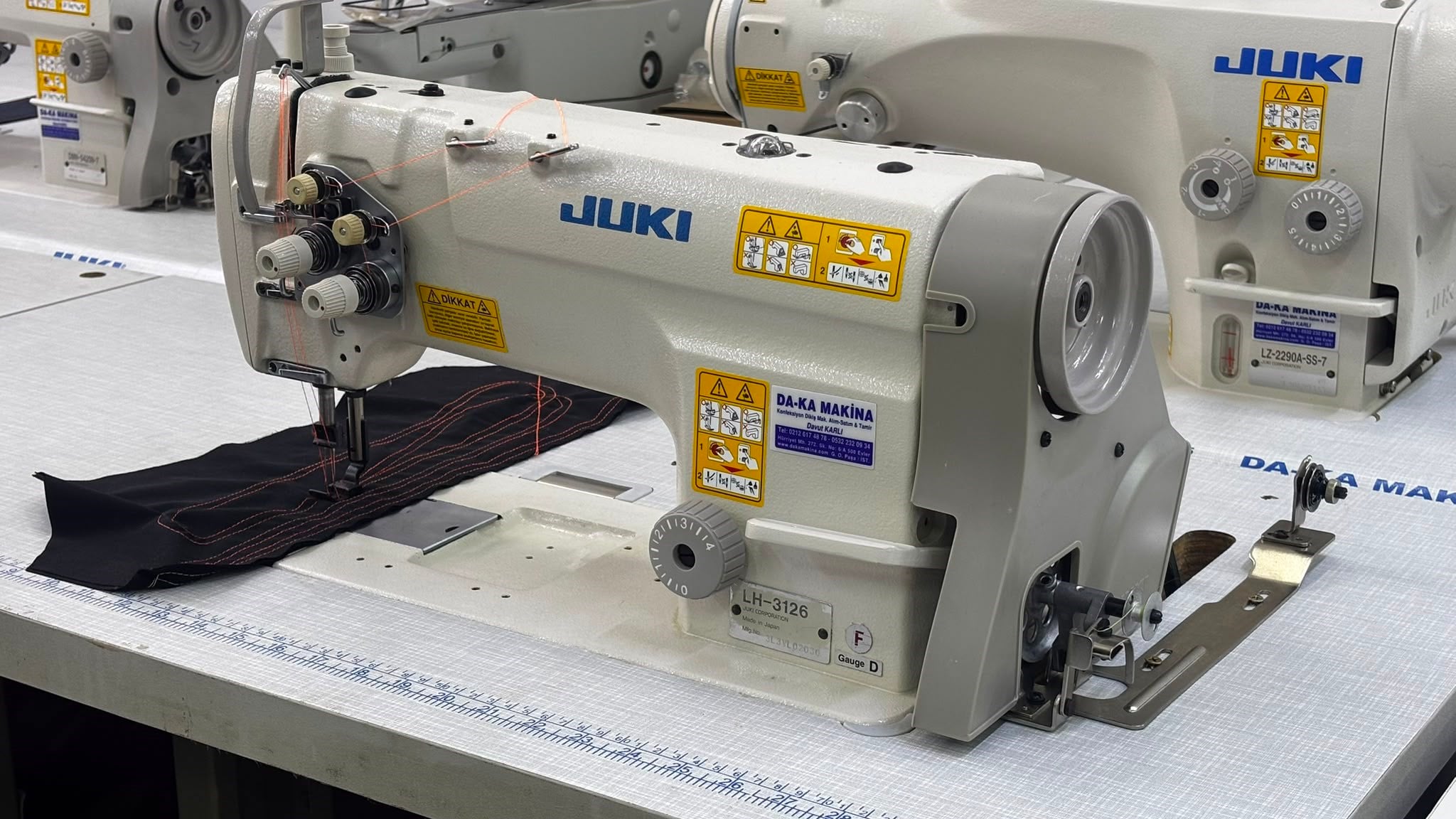 JUKI LH-3126 İptalsiz küçük mekik çift iğne dikiş makinesi