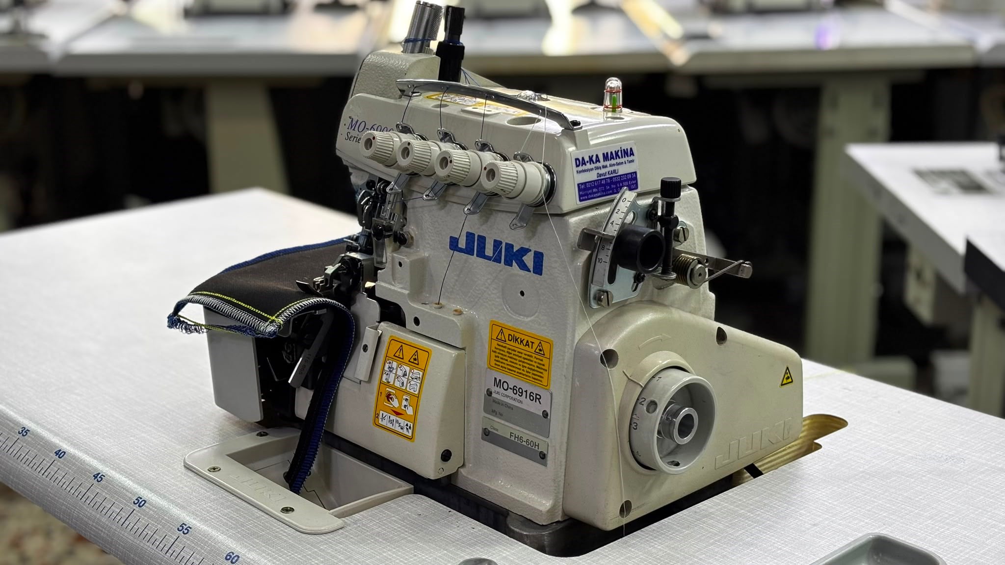 JUKI MO-6916R | FH6-60H | 5 İplik Transportlu kot tipi overlok makinesi