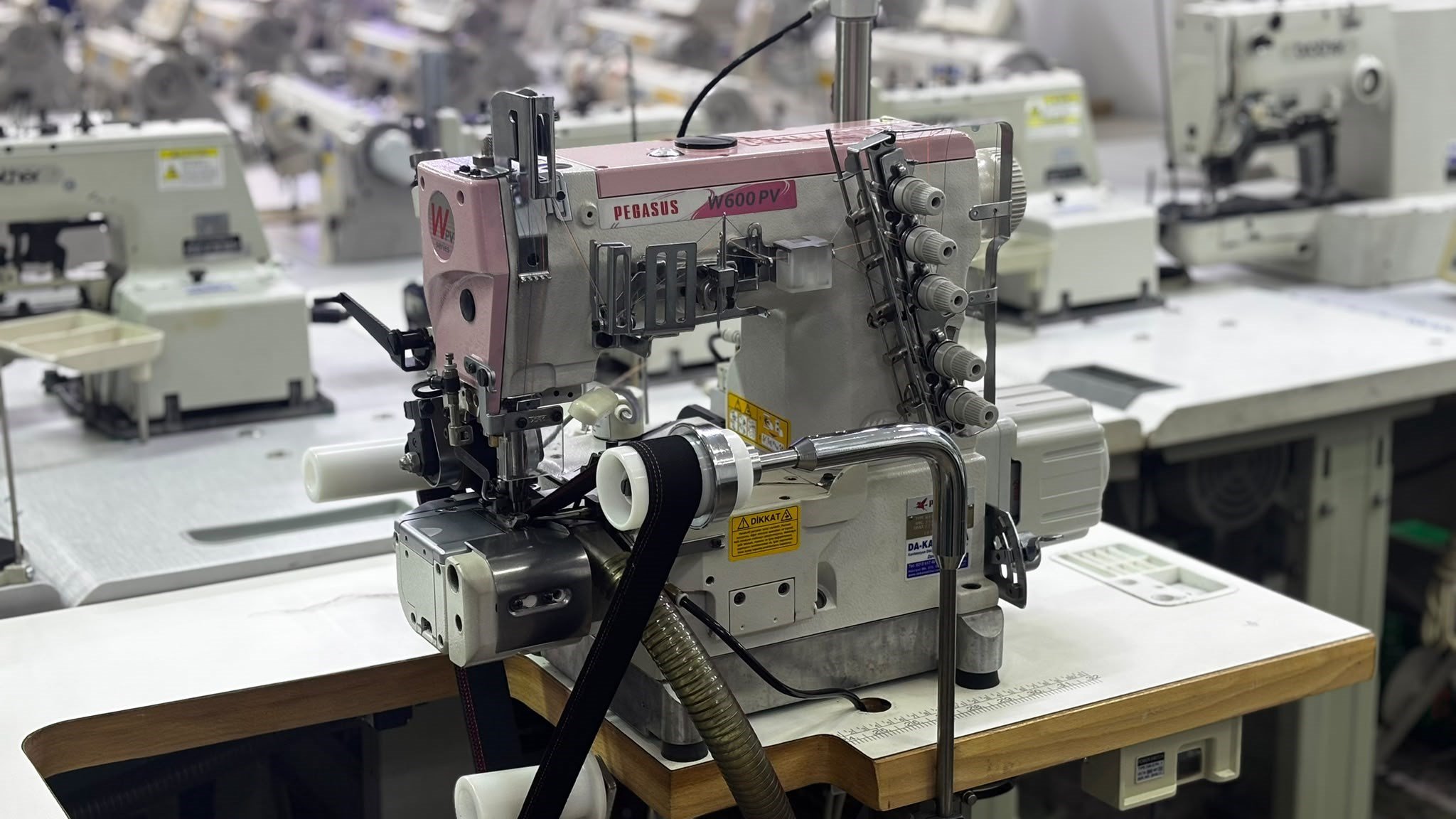 PEGASUS W600P Tüp bel reçme dikiş makinesi