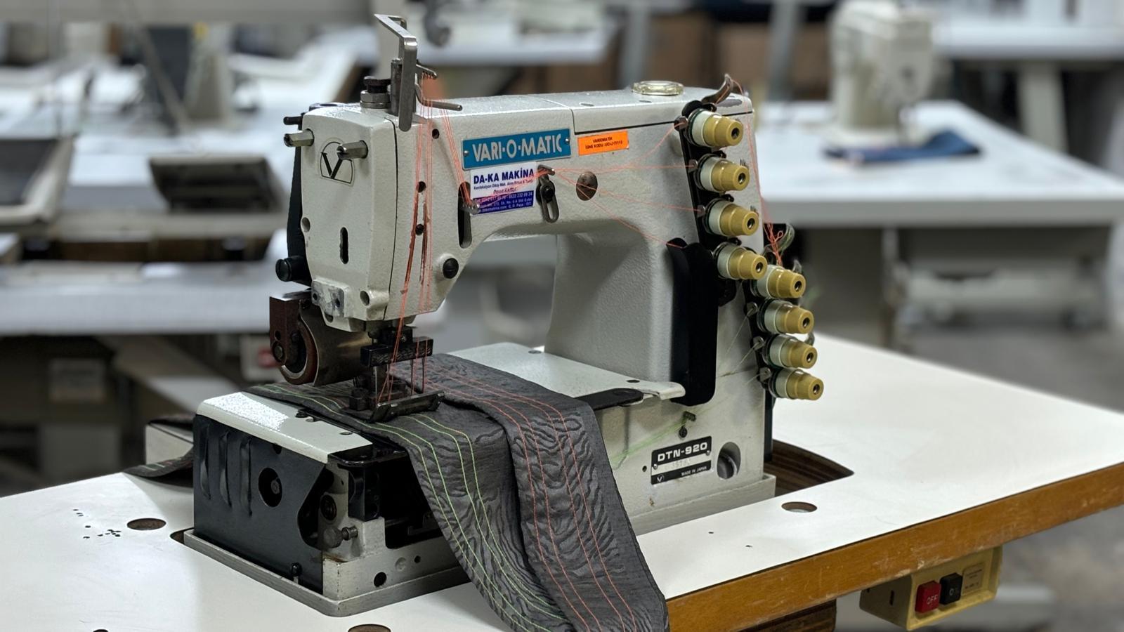 VARI O MATIC DTN - 920 4 İğne Merdaneli Lastik Dikiş Makinası
