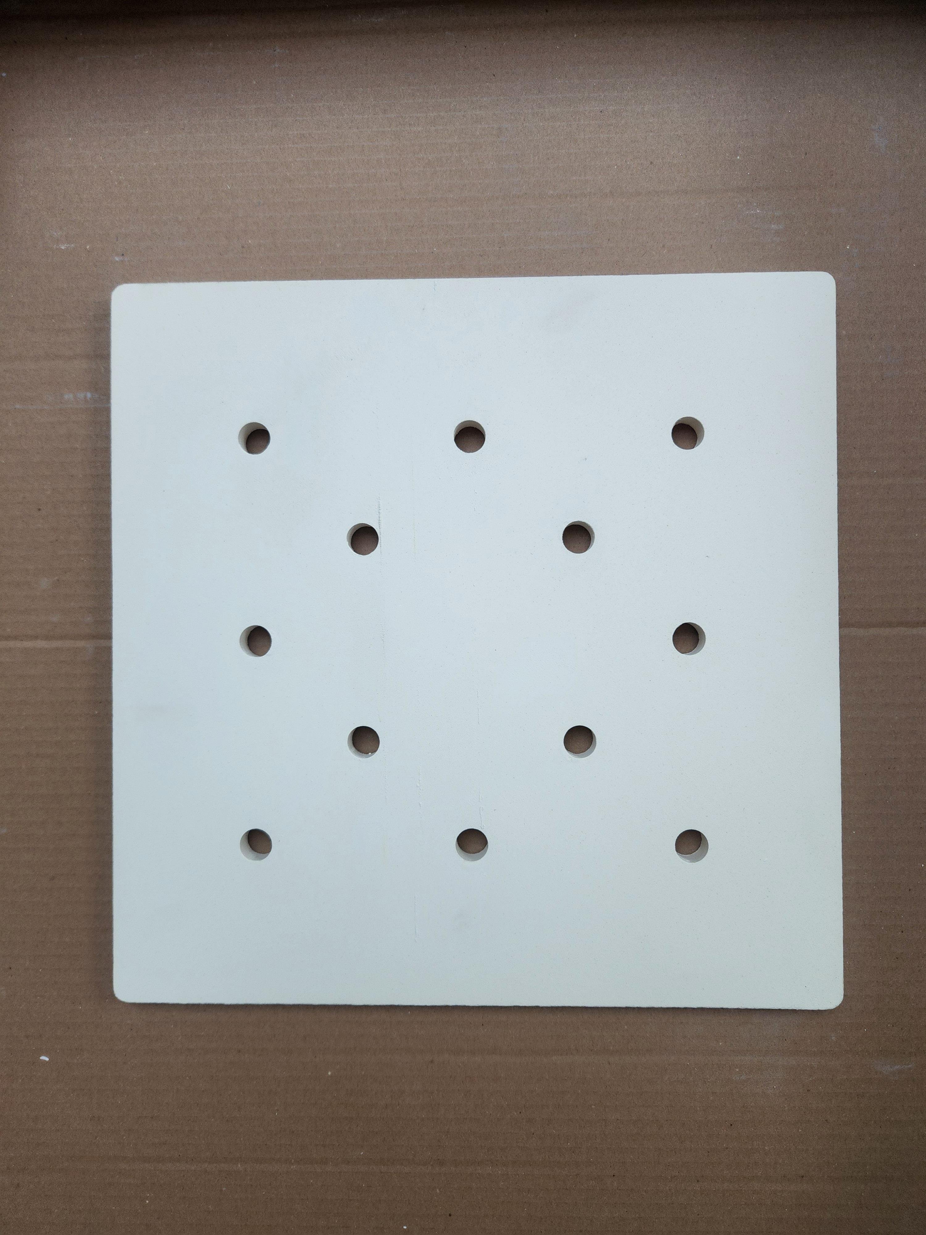 EKSTRA KORDİERİT AZ DELİKLİ 40*40*1,4 CM PLAKA