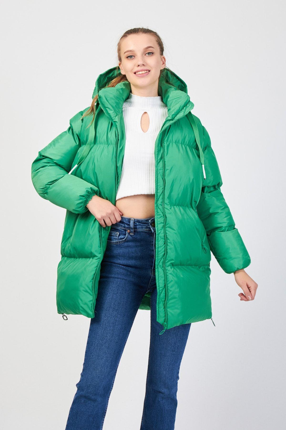 Yeşil Kapüşonlu Lüx Kalite Puffy Mont