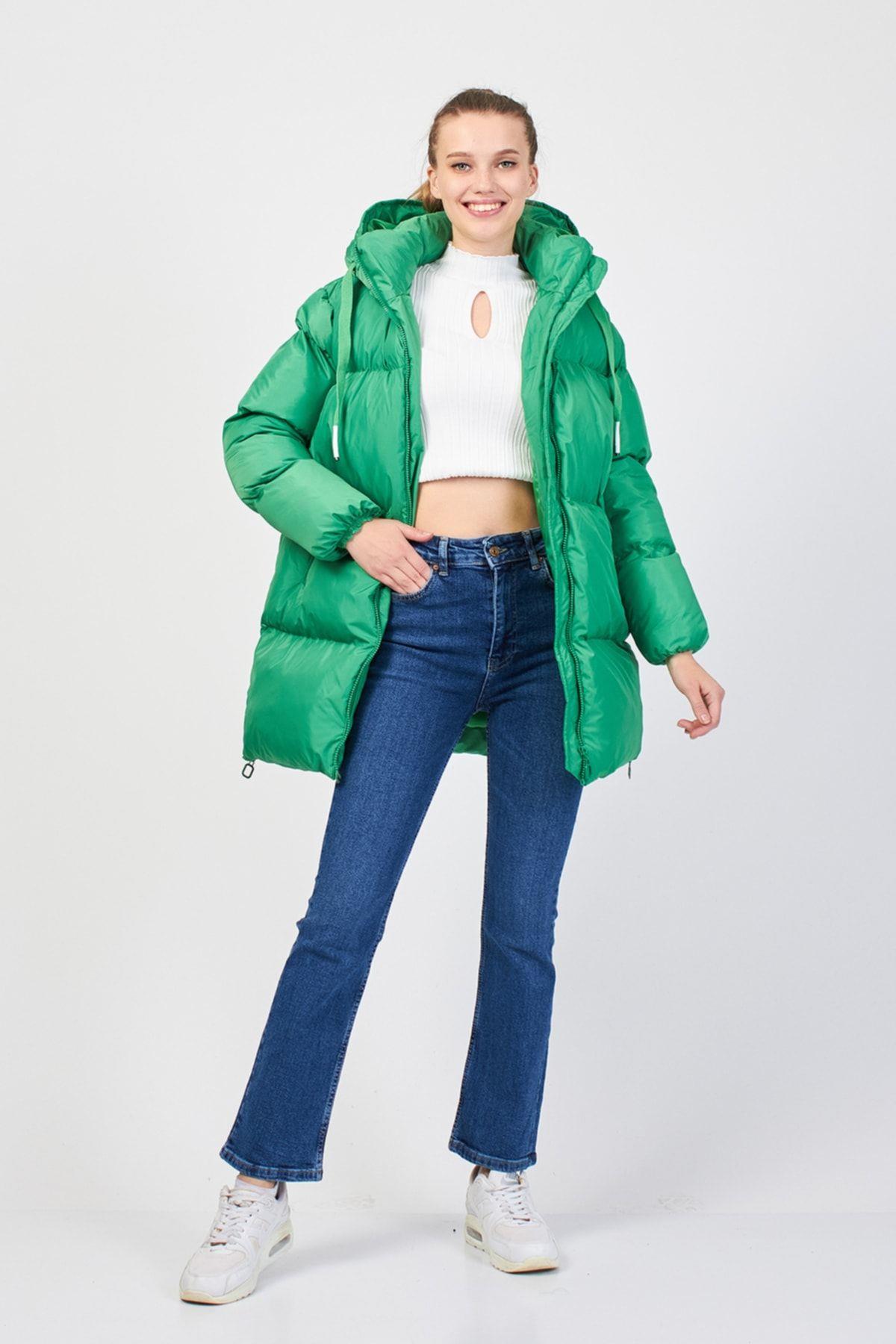 Yeşil Kapüşonlu Lüx Kalite Puffy Mont