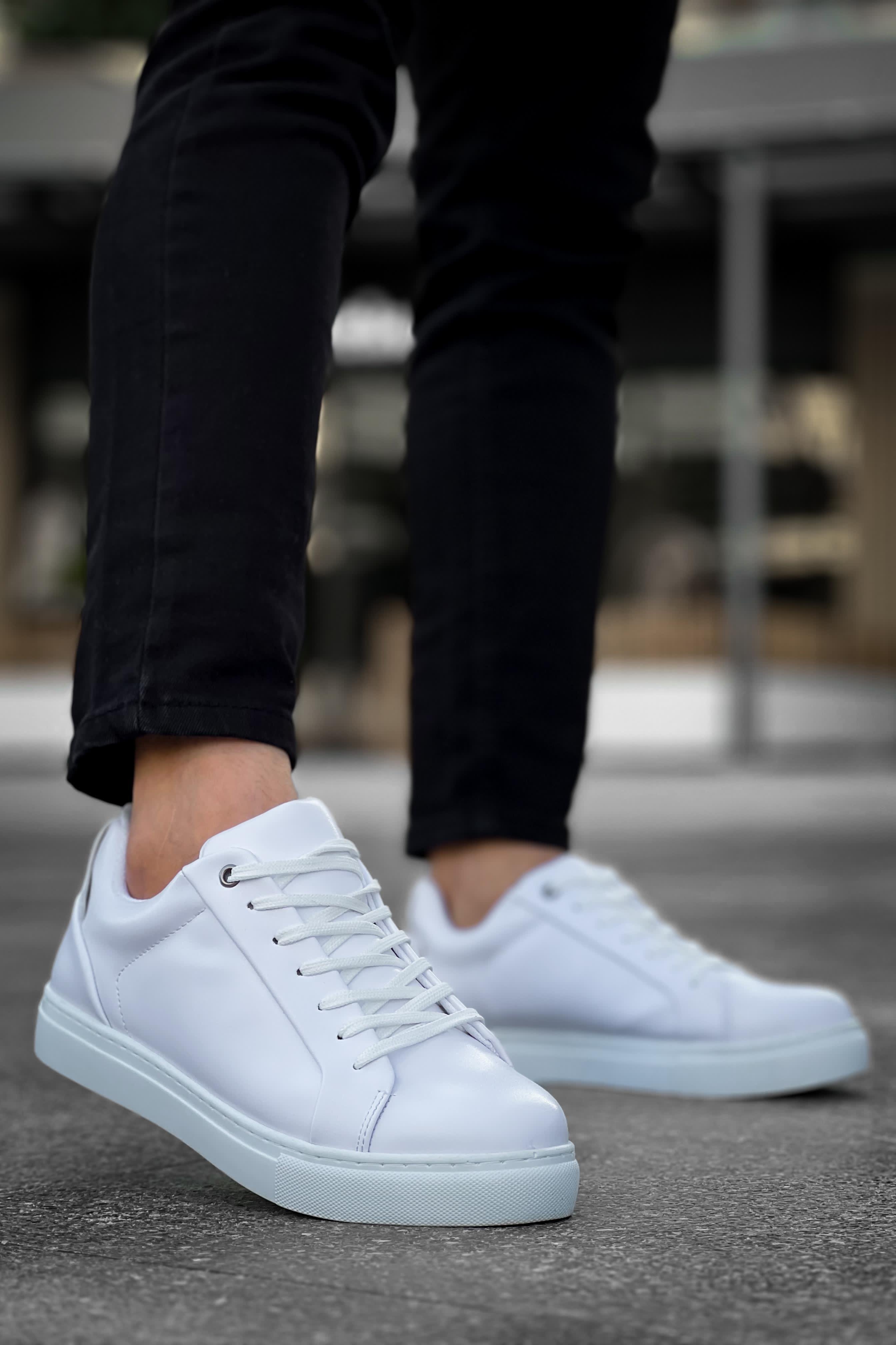 Beyaz Basic Ayakkabı