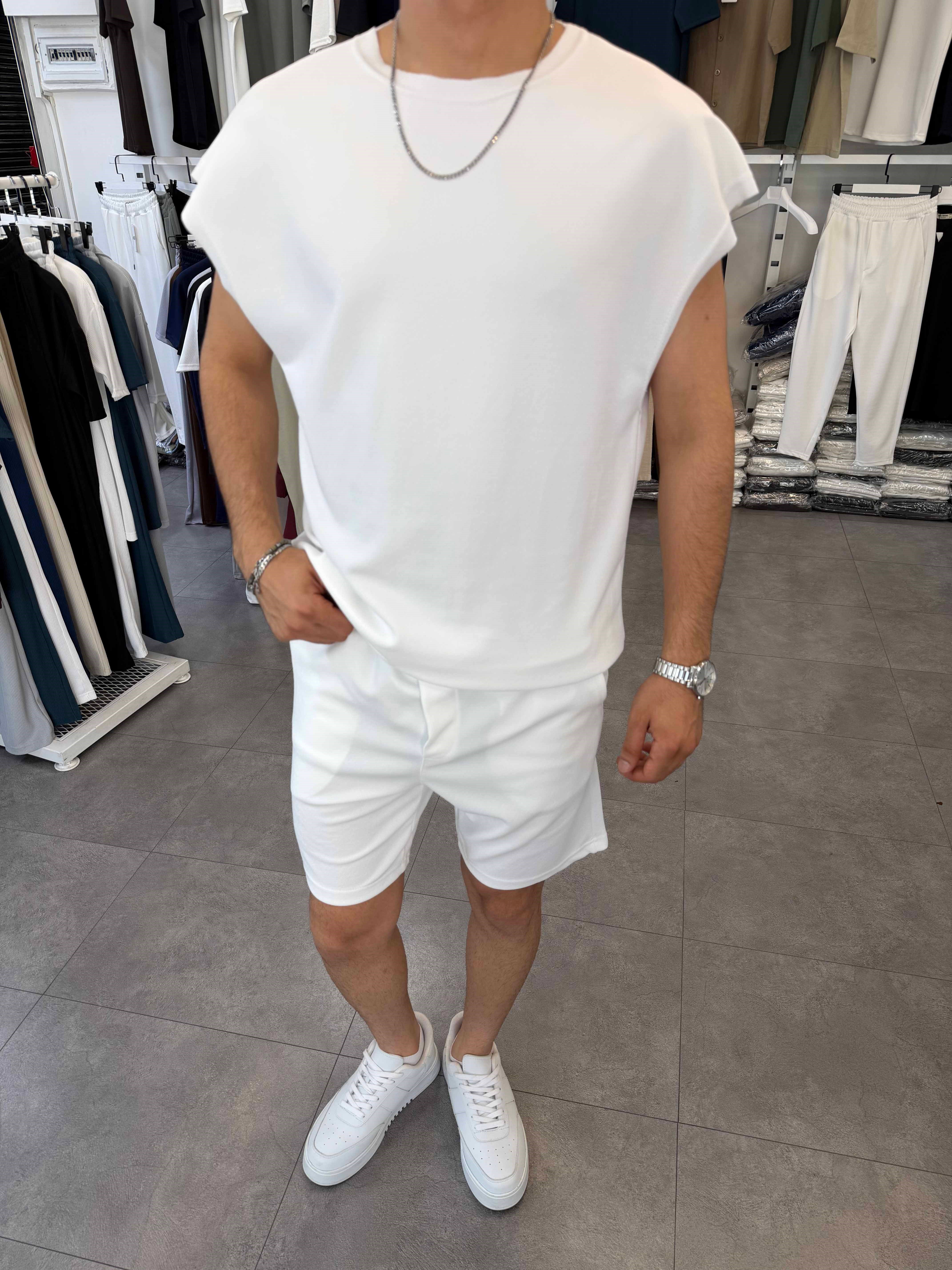 Sıfırkol Şortlu Oversize Takım Beyaz