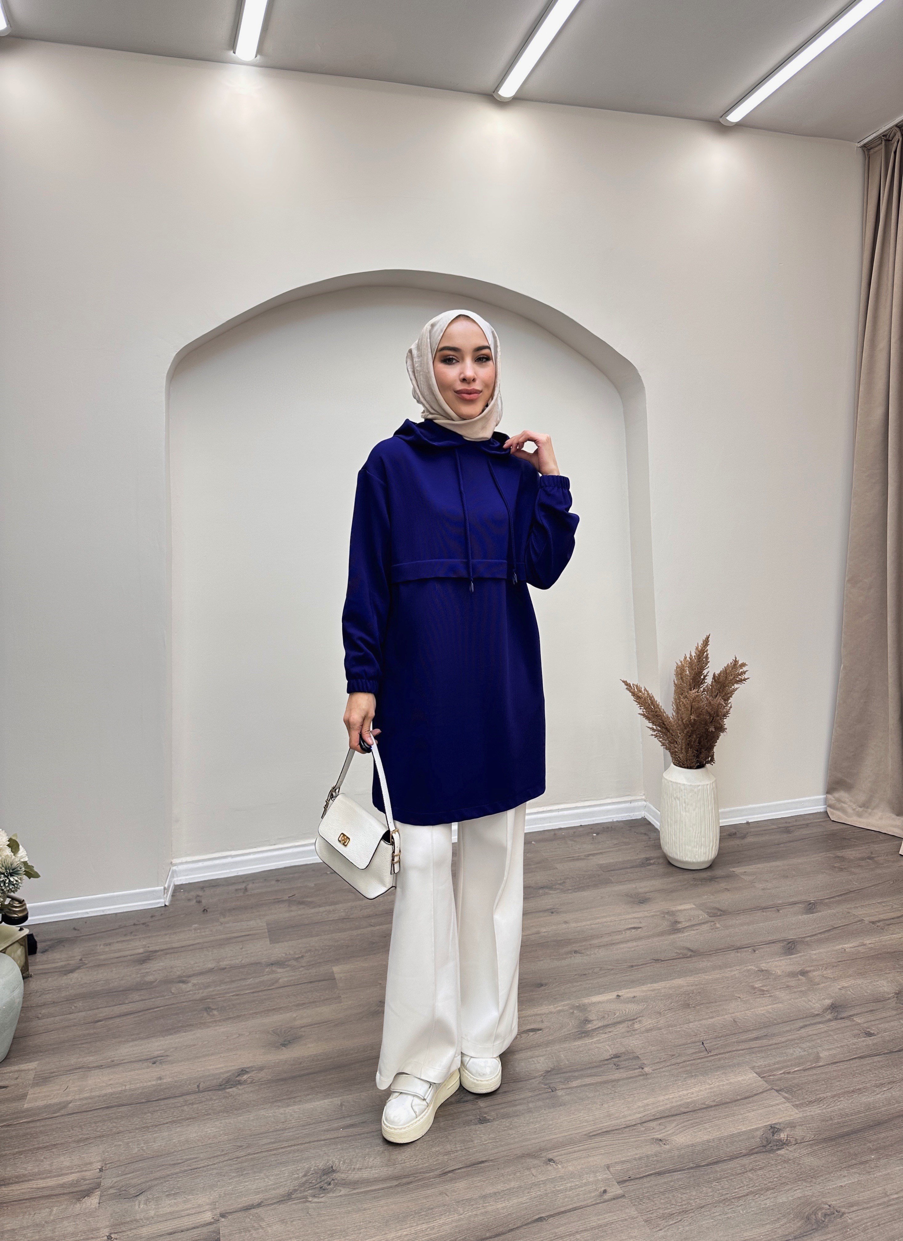 Armine Trend Kapüşonlu Yandan Cepli Kolları Lastikli Fitilli Tunik Saks 25KT462