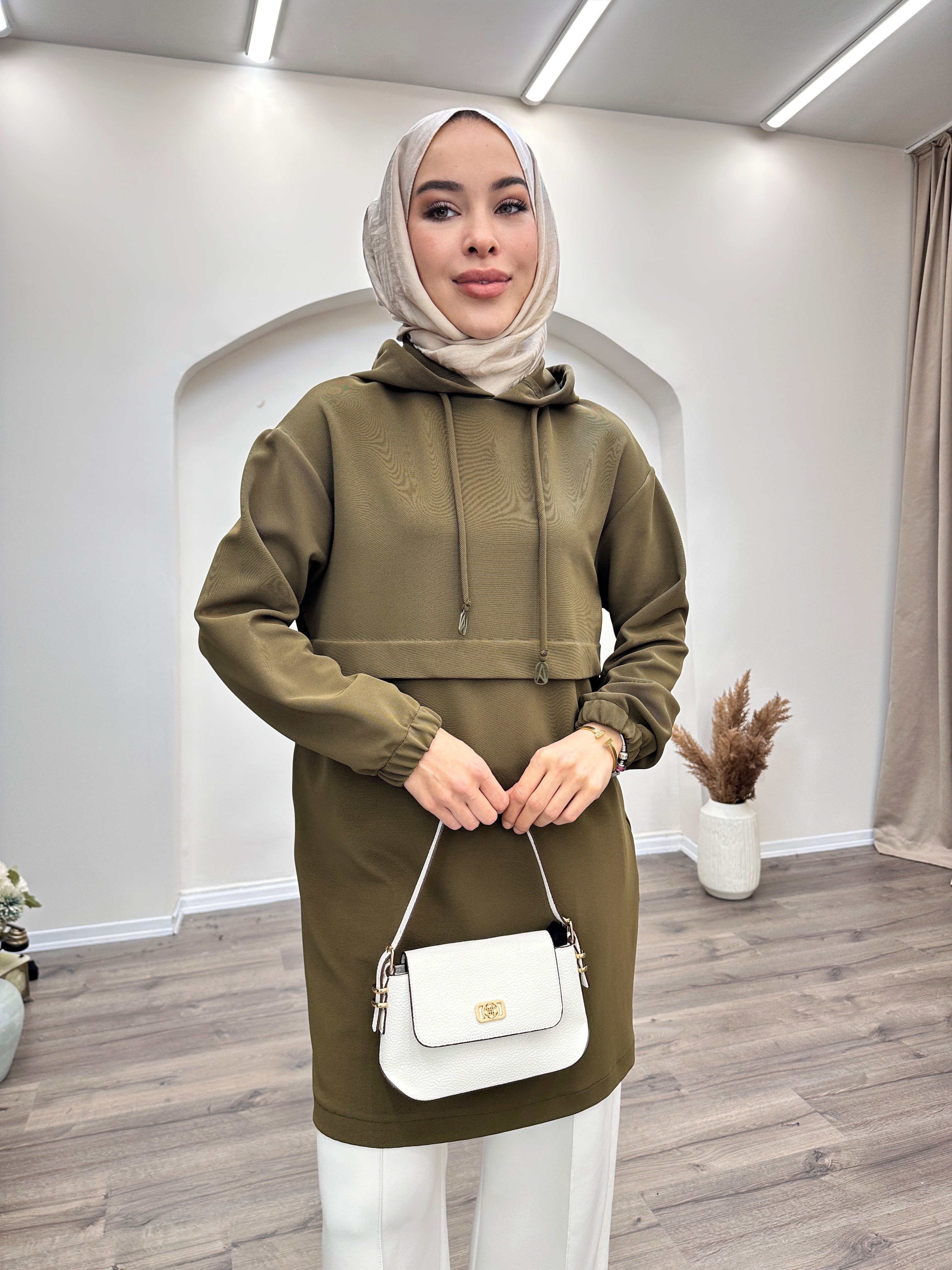 Armine Trend Kapüşonlu Yandan Cepli Kolları Lastikli Fitilli Tunik Haki 25KT462