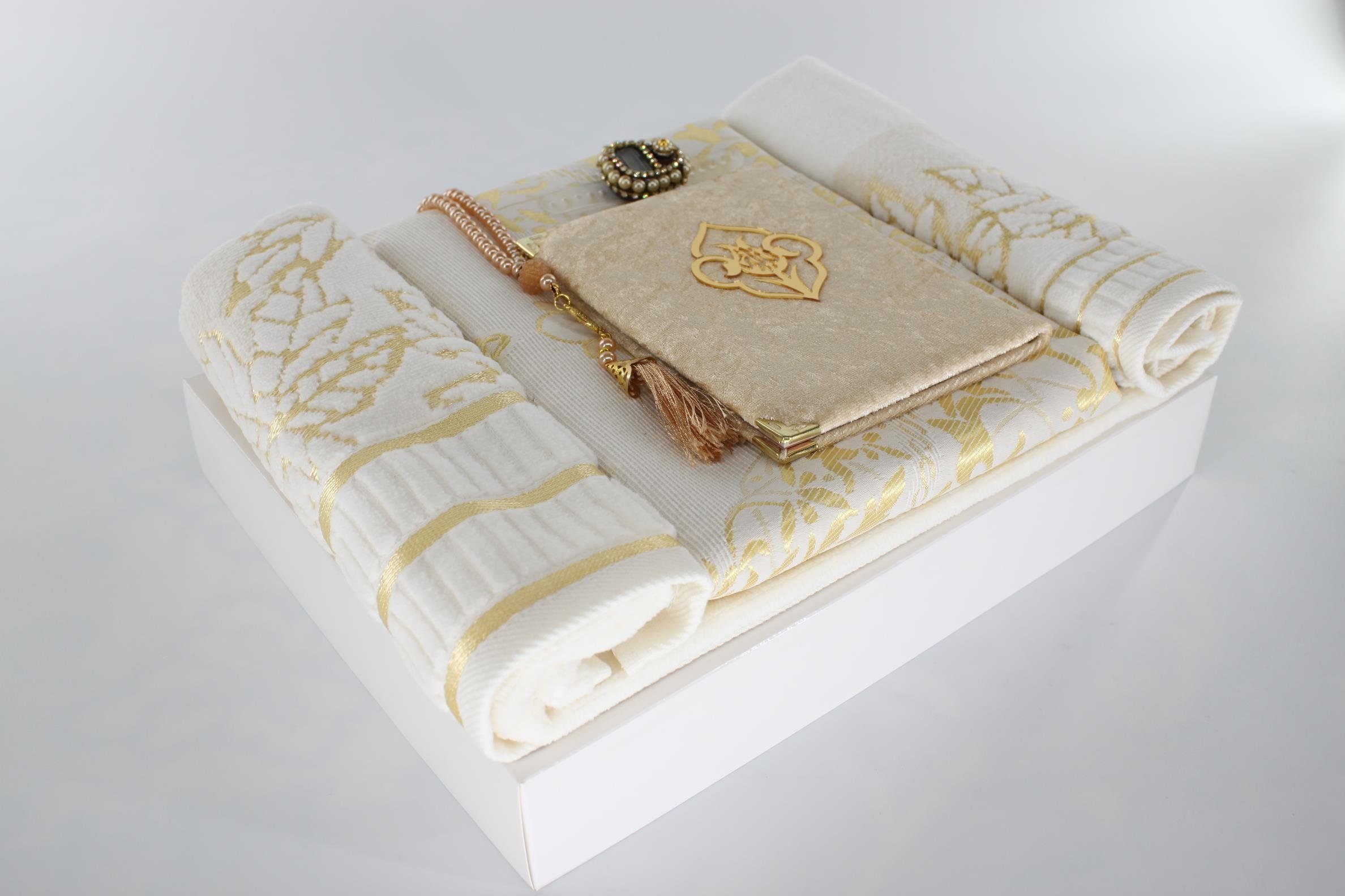 Hac Umre Hediyelikleri - TAM Havlulu SET - GOLDHac Umre Hediyelikleri ve Mevlüt Hediyelik Seti