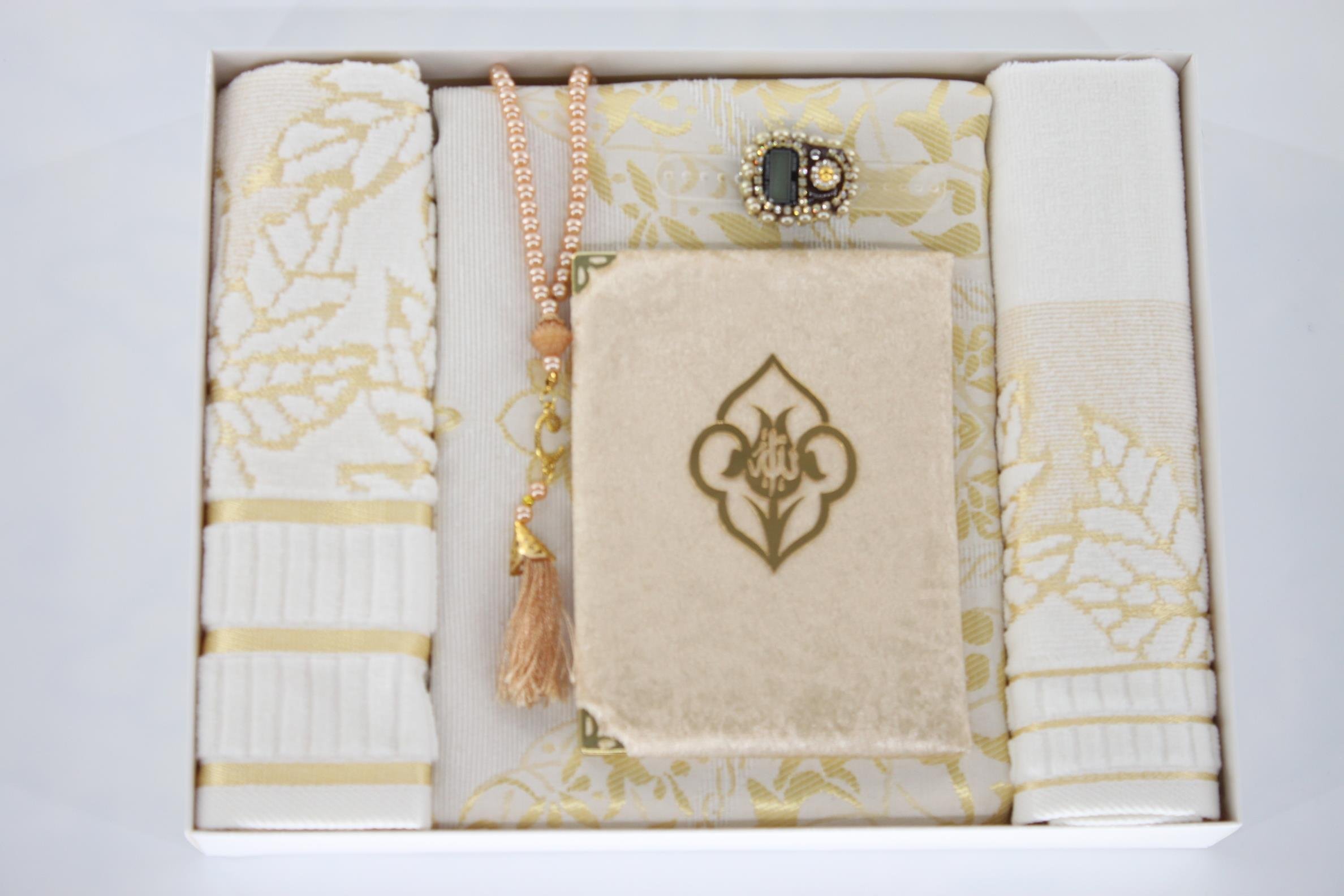 Hac Umre Hediyelikleri - TAM Havlulu SET - GOLDHac Umre Hediyelikleri ve Mevlüt Hediyelik Seti