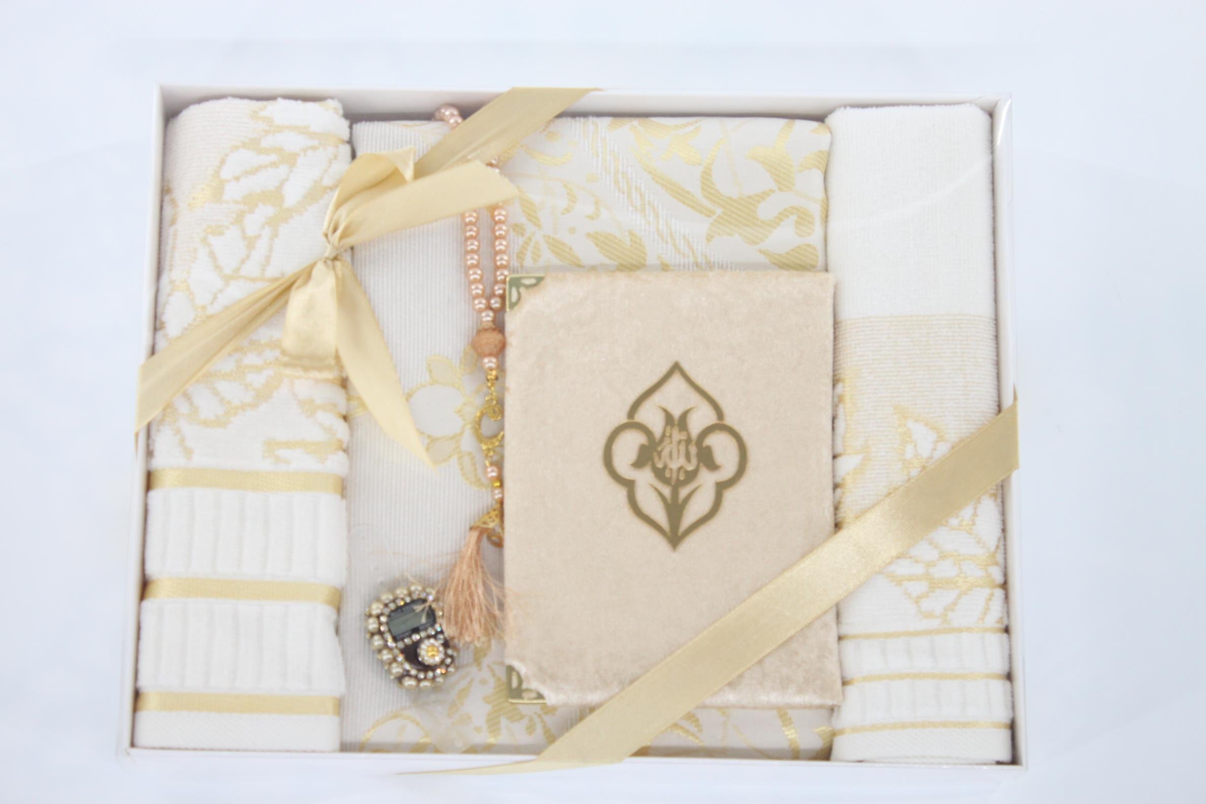Hac Umre Hediyelikleri - TAM Havlulu SET - GOLDHac Umre Hediyelikleri ve Mevlüt Hediyelik Seti