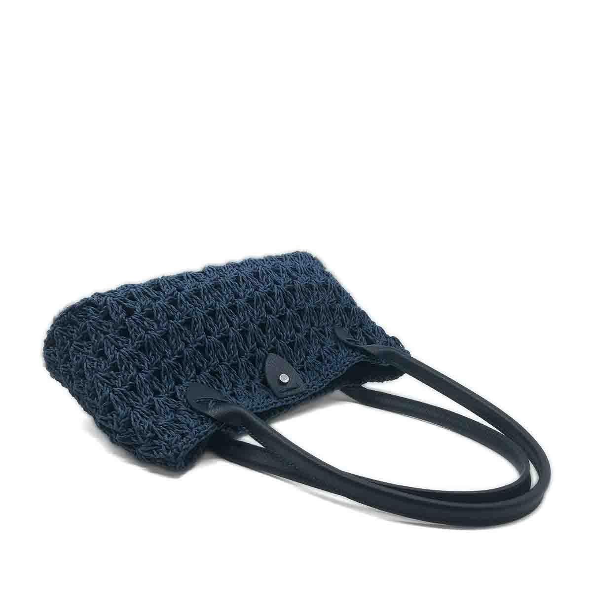 Peri Model Lacivert El İşi, Astarlı ve Kilitli Omuz Çantası