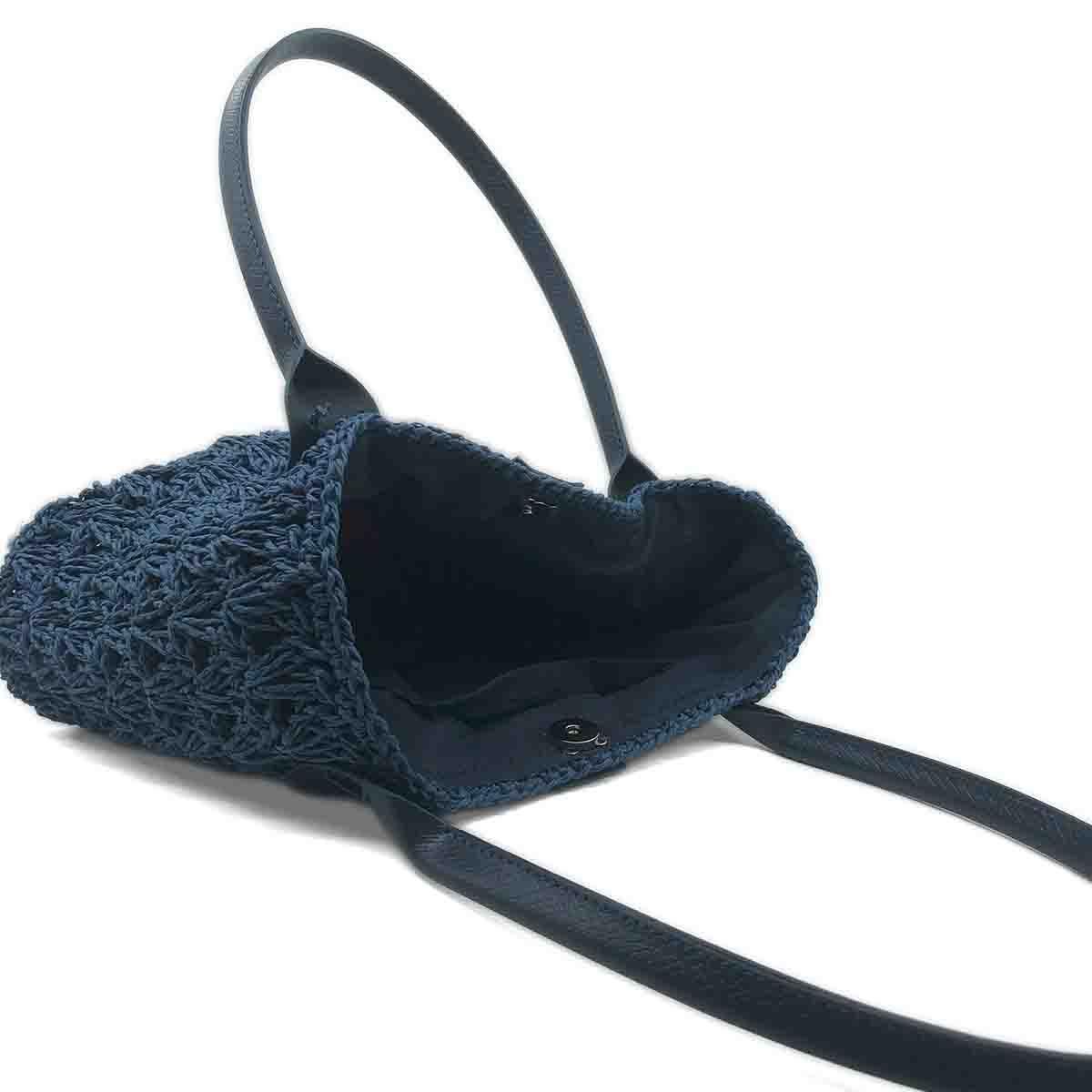 Peri Model Lacivert El İşi, Astarlı ve Kilitli Omuz Çantası