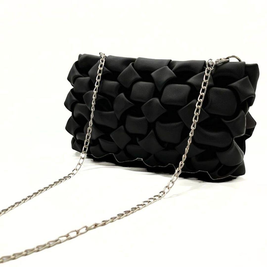 Siyah Zincir Askılı Örgü Desenli Portföy Çanta