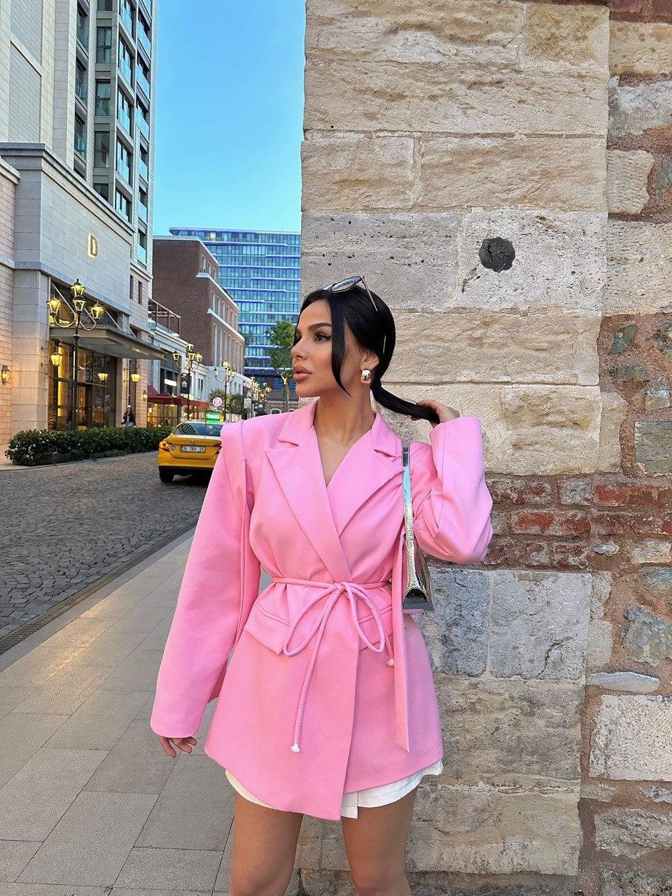  Pembe Bağlamalı Tasarım Ceket