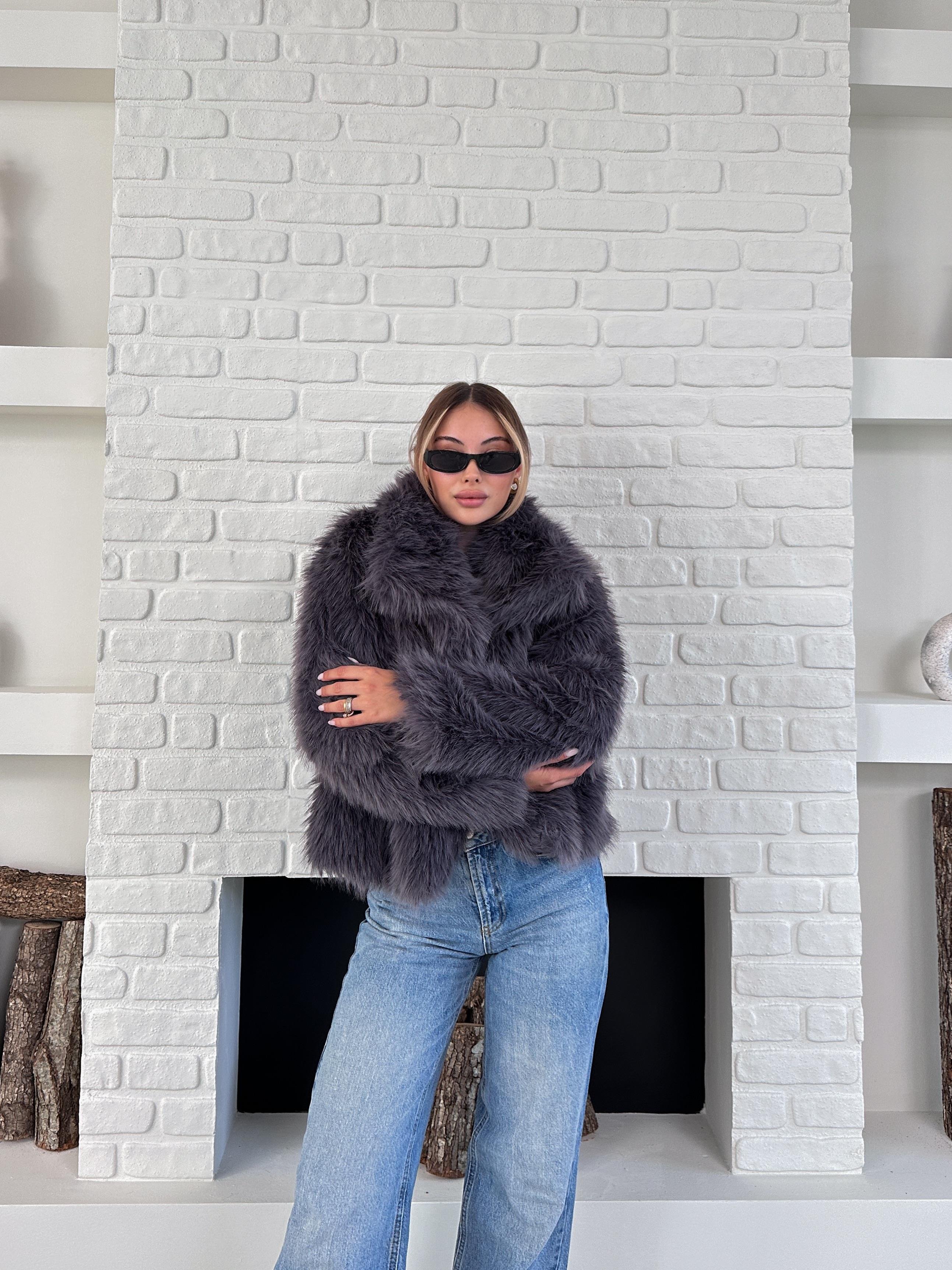 Antrasit Premium Yumuşak Dokulu Astarlı Kürk