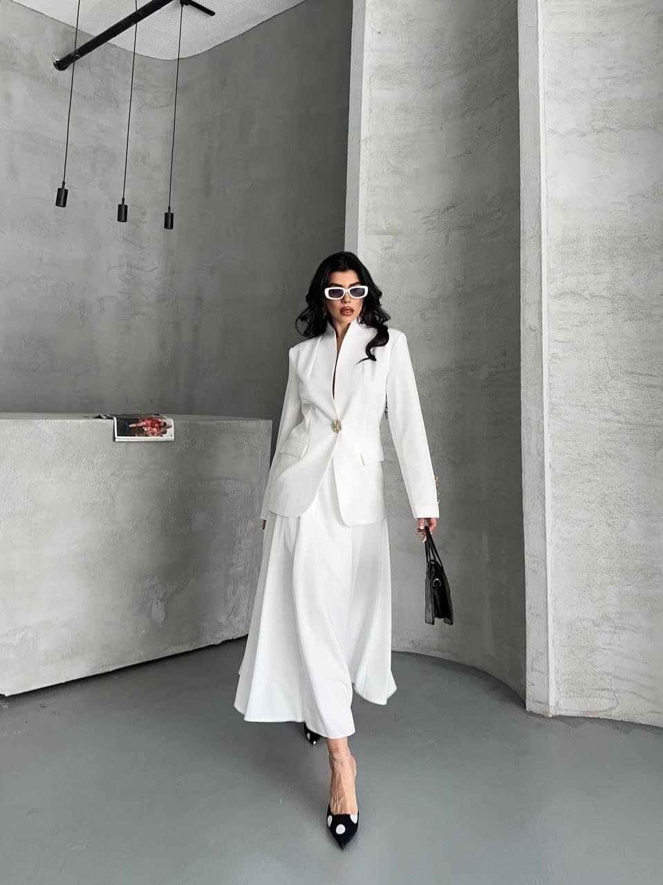 Beyaz Gold Düğmeli Ceket Etek Blazer Takım