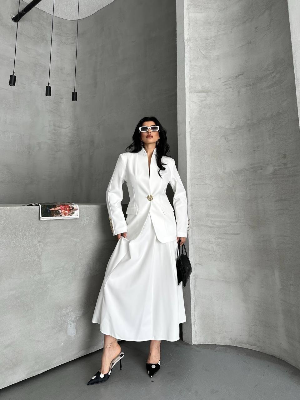 Beyaz Gold Düğmeli Ceket Etek Blazer Takım