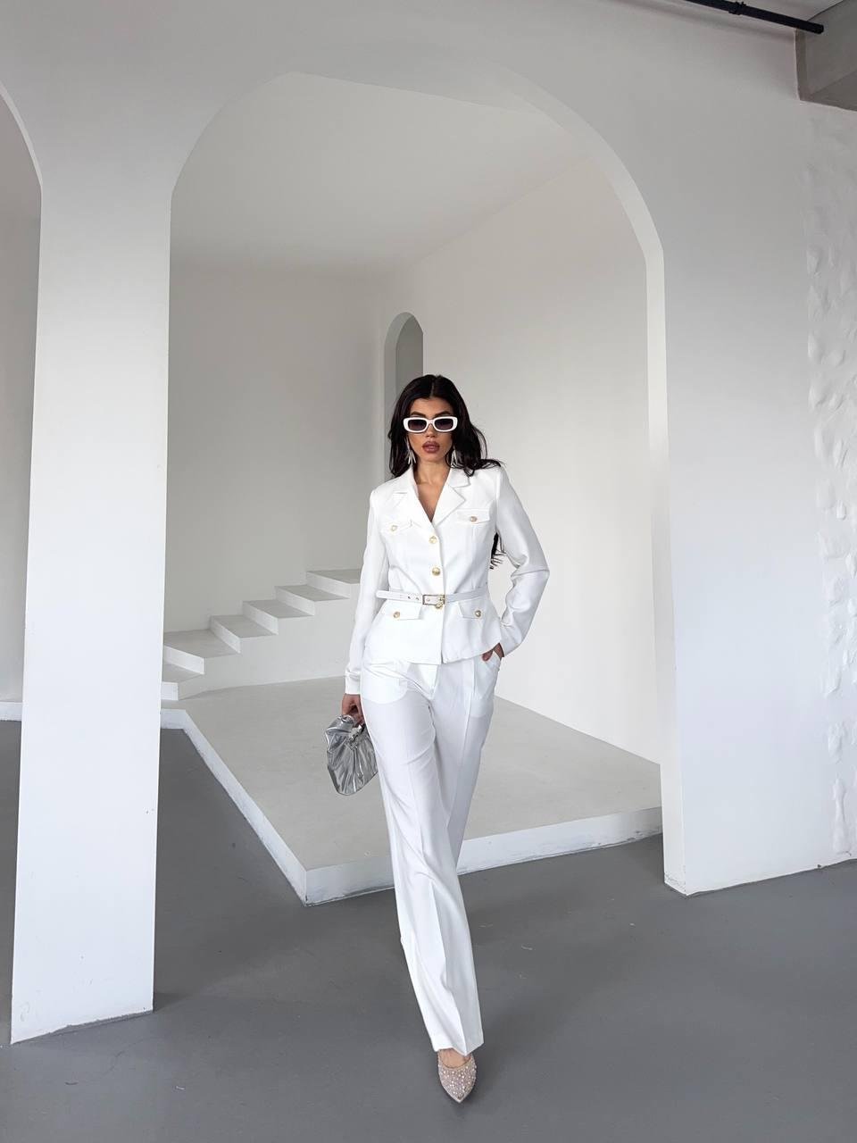 Beyaz Kemerli Ceket Pantolon Blazer Takım