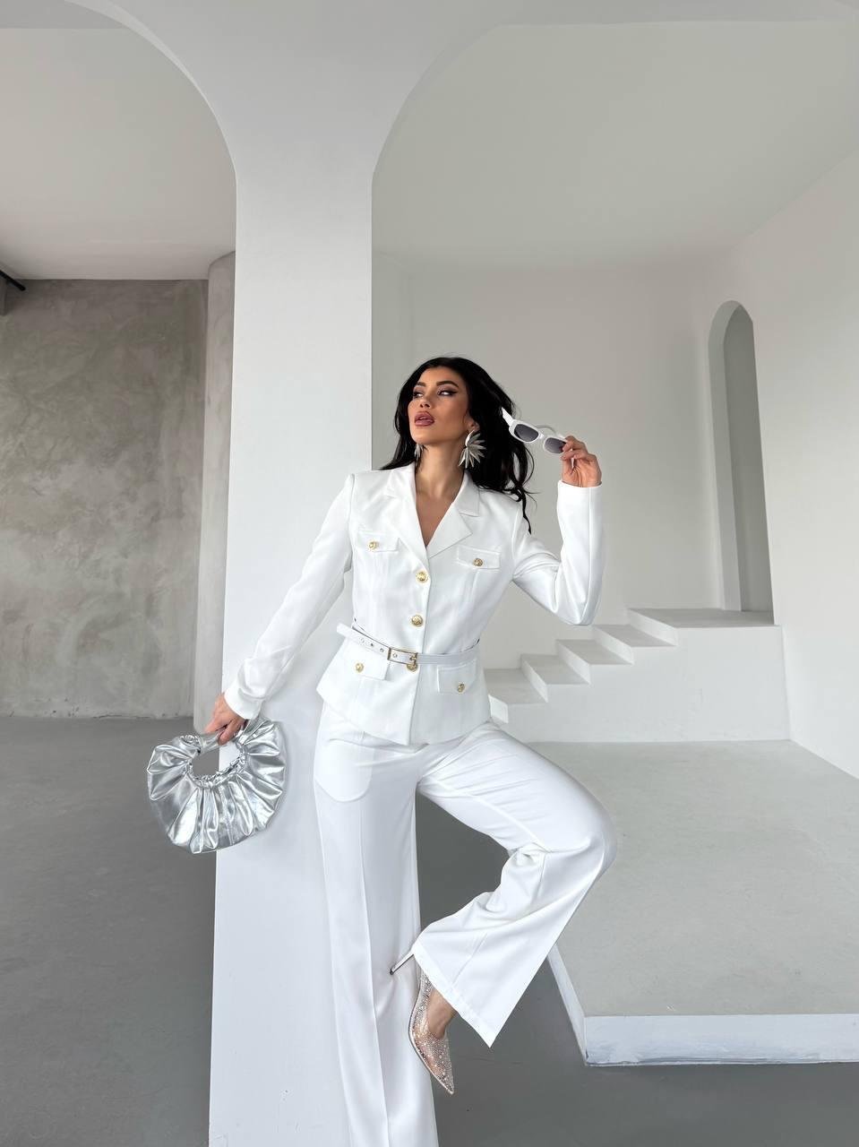 Beyaz Kemerli Ceket Pantolon Blazer Takım